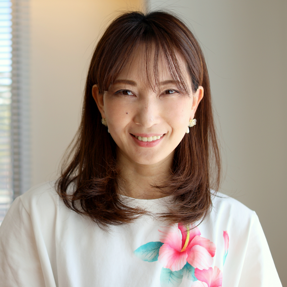 河村 里美 氏