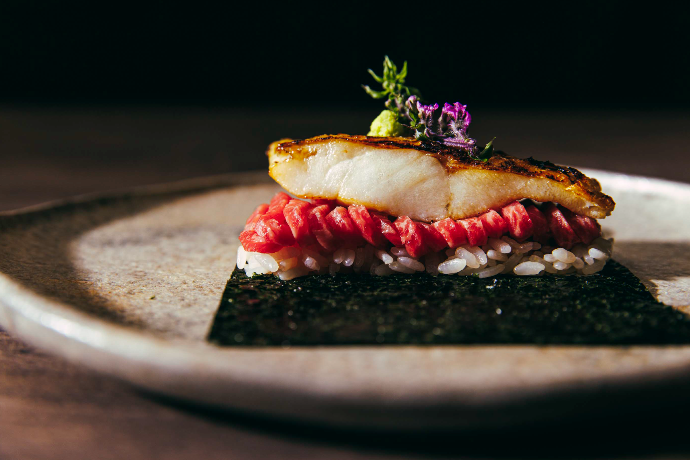 のどぐろと厳選部位の手巻き　【SHINJUKU限定Kコース】