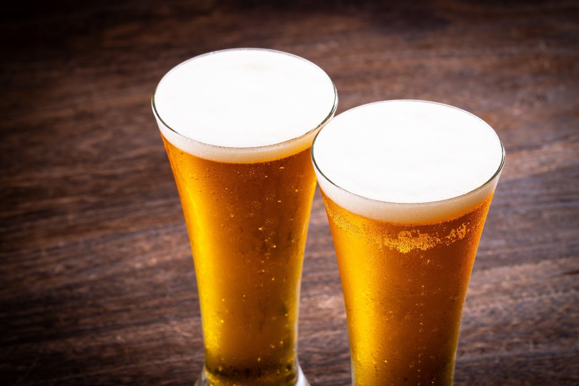 サウナ後はバーラウンジでドリンクをお楽しみください