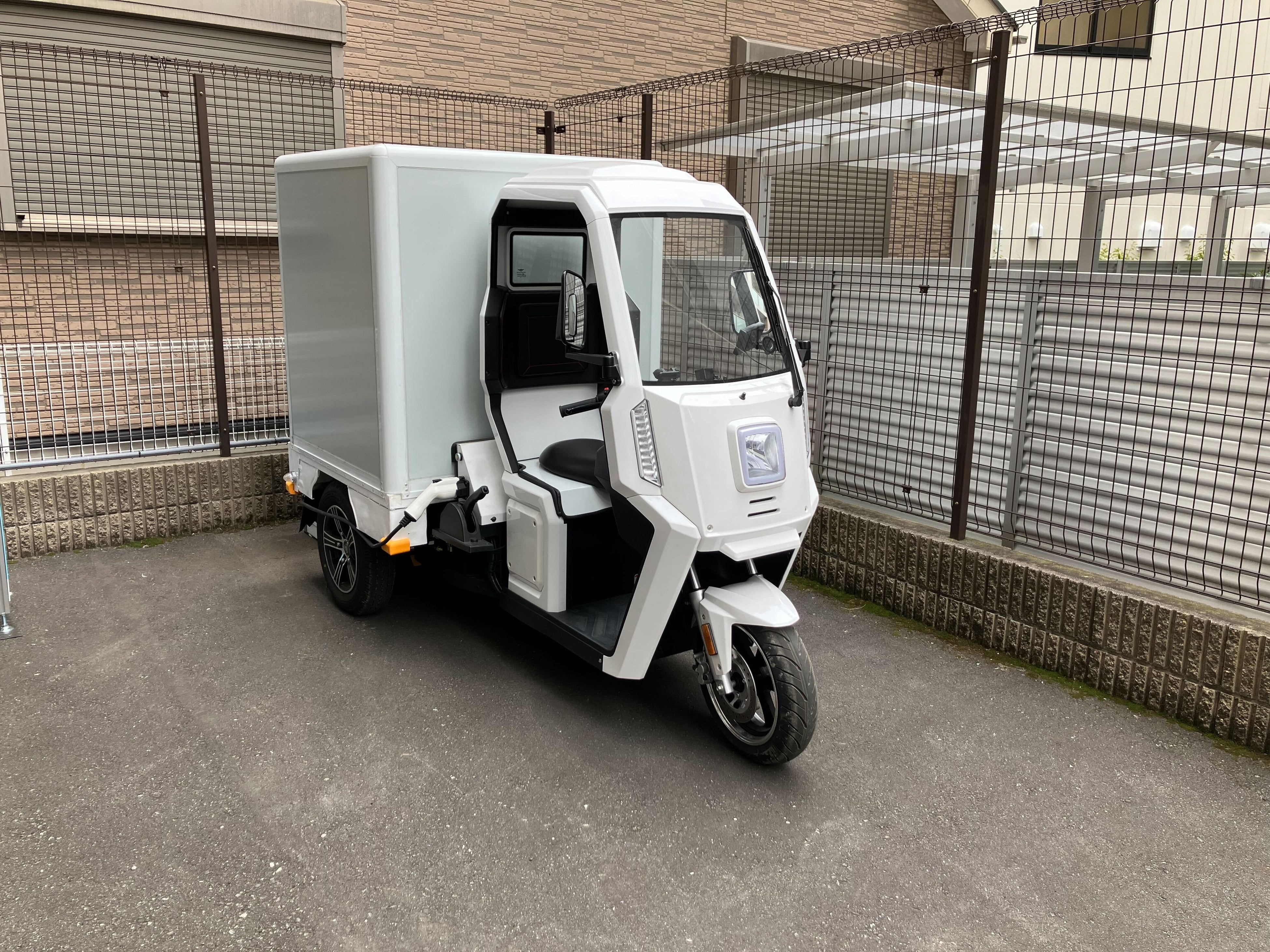 ☆新車☆3輪電気バイク☆試乗可能☆3人乗り☆トライク