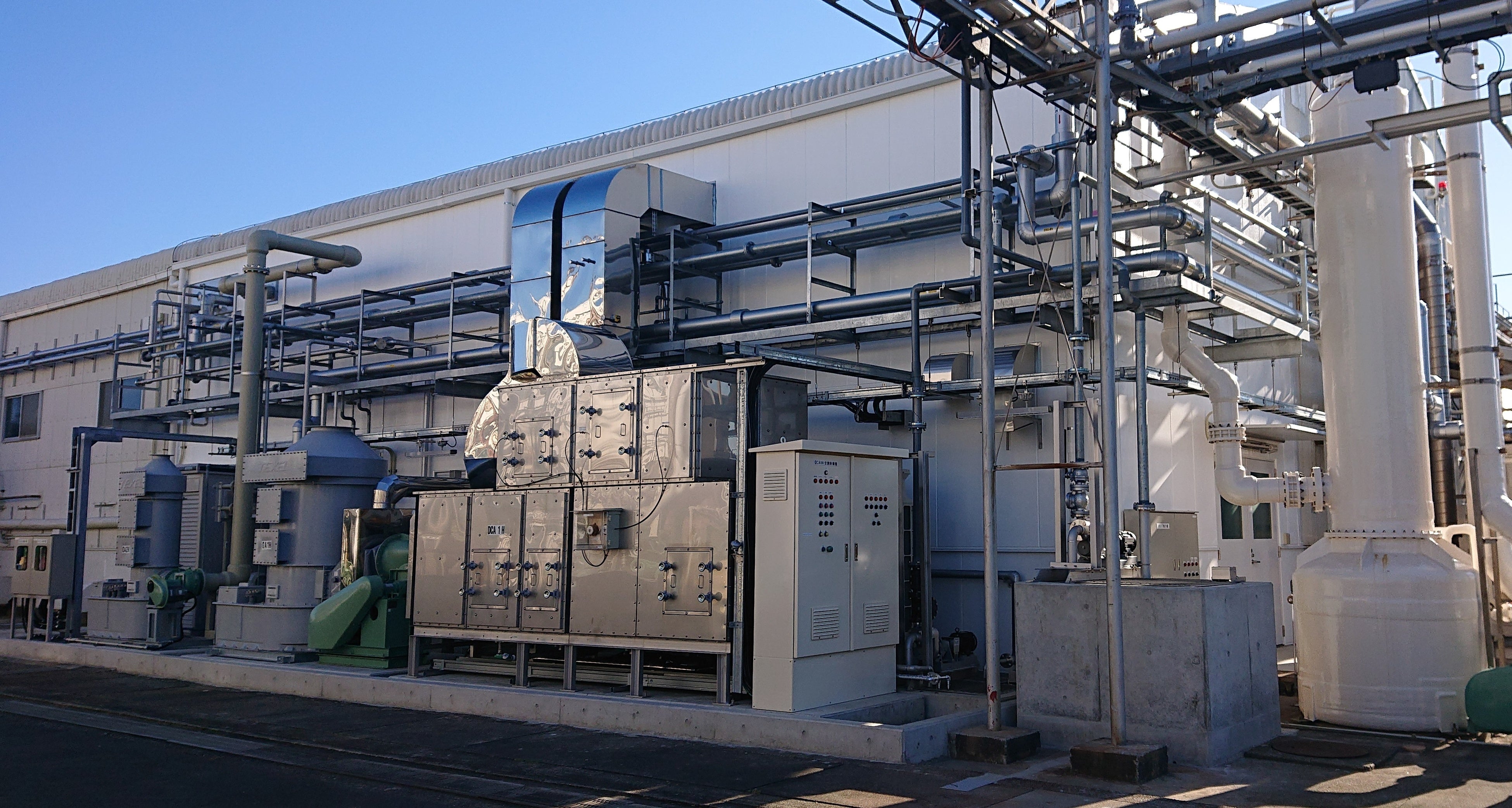 高薬理活性原薬製造棟の外観