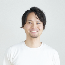 草深生馬（くさぶかいくま）氏