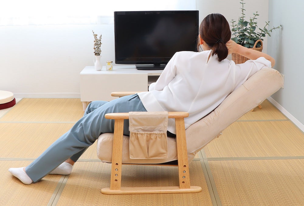 ※通常の使い方を想定しています。背もたれだけに全体重をかけないでください。