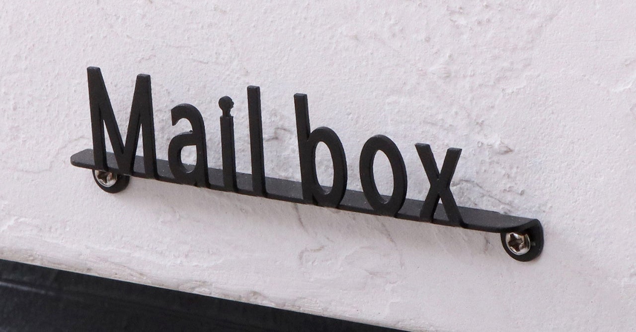Mail boxの切文字