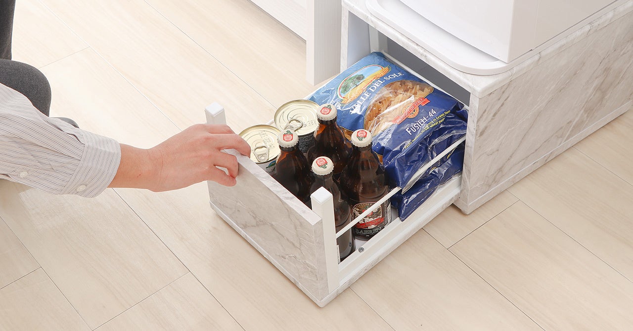 ヤマソロ」のせたら解消♪楽な姿勢で水が注げるウォーターサーバー