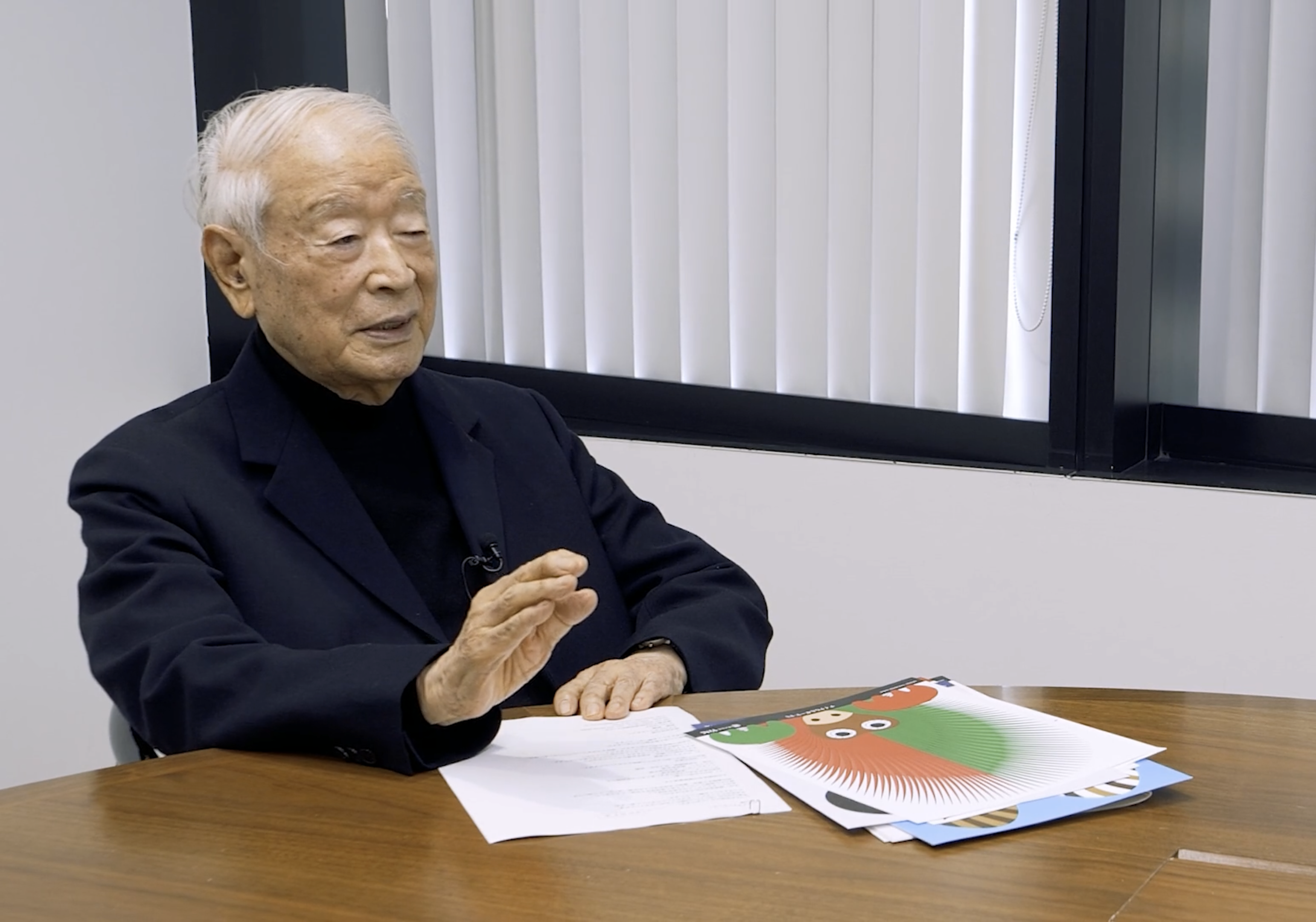 永井一正氏による竹尾ファインペーパー広告の《デザインアーカイヴ