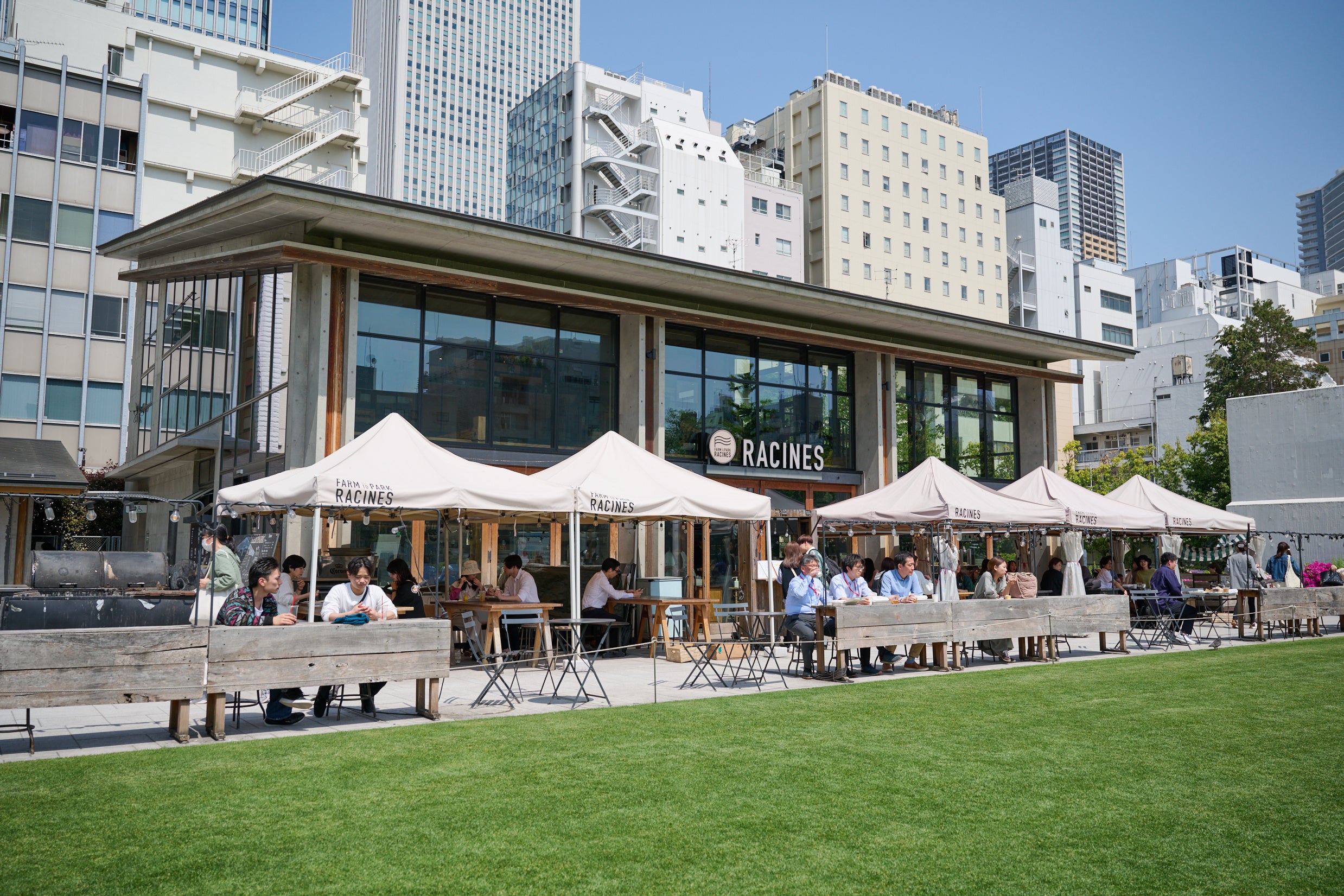 RACINES FARM TO PARK(ラシーヌ ファーム トゥー パーク)
