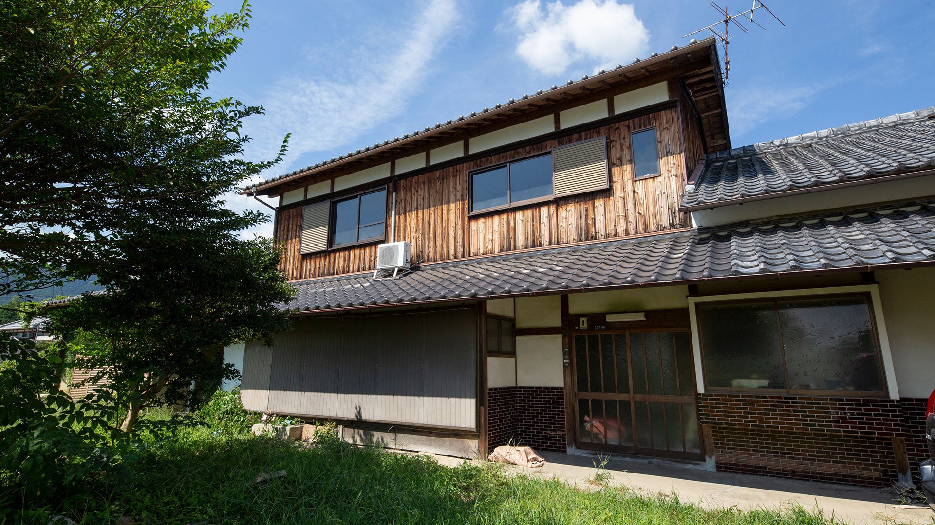 展覧会会場となる古民家「弥世丸（みよまる）の家」