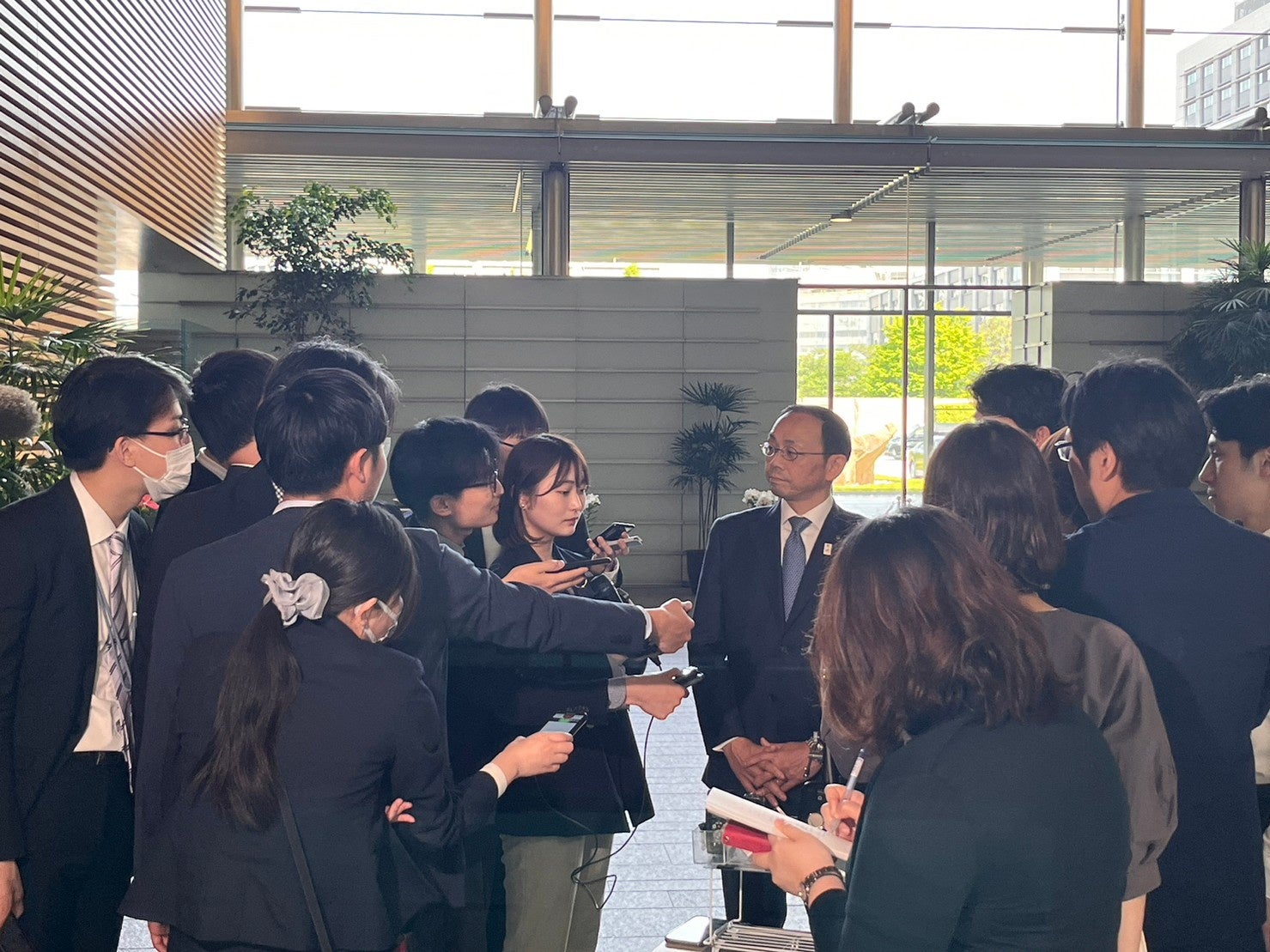 総理大臣説明後、ぶら下がり会見