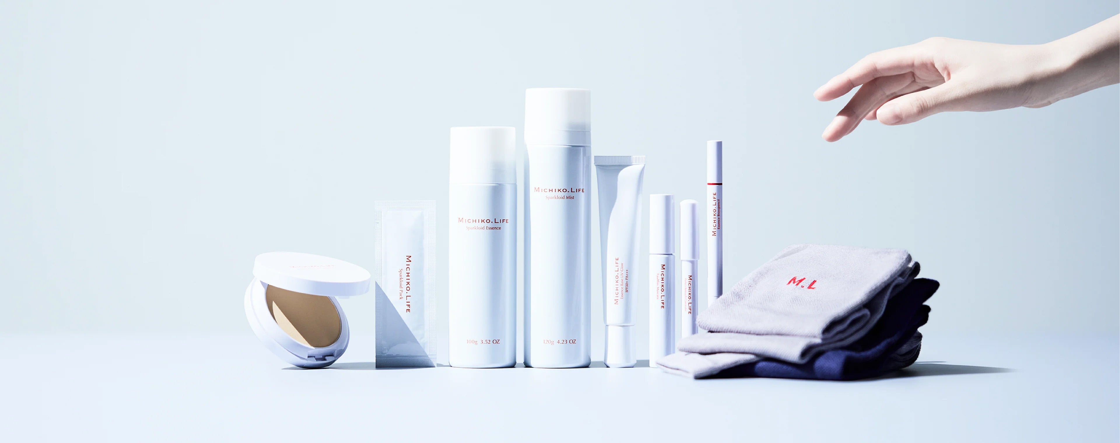 ボディ・フェイスケア michiko 藤原美智子プロデュース】MICHIKO.LIFE スパークロイドエッセンス 2本