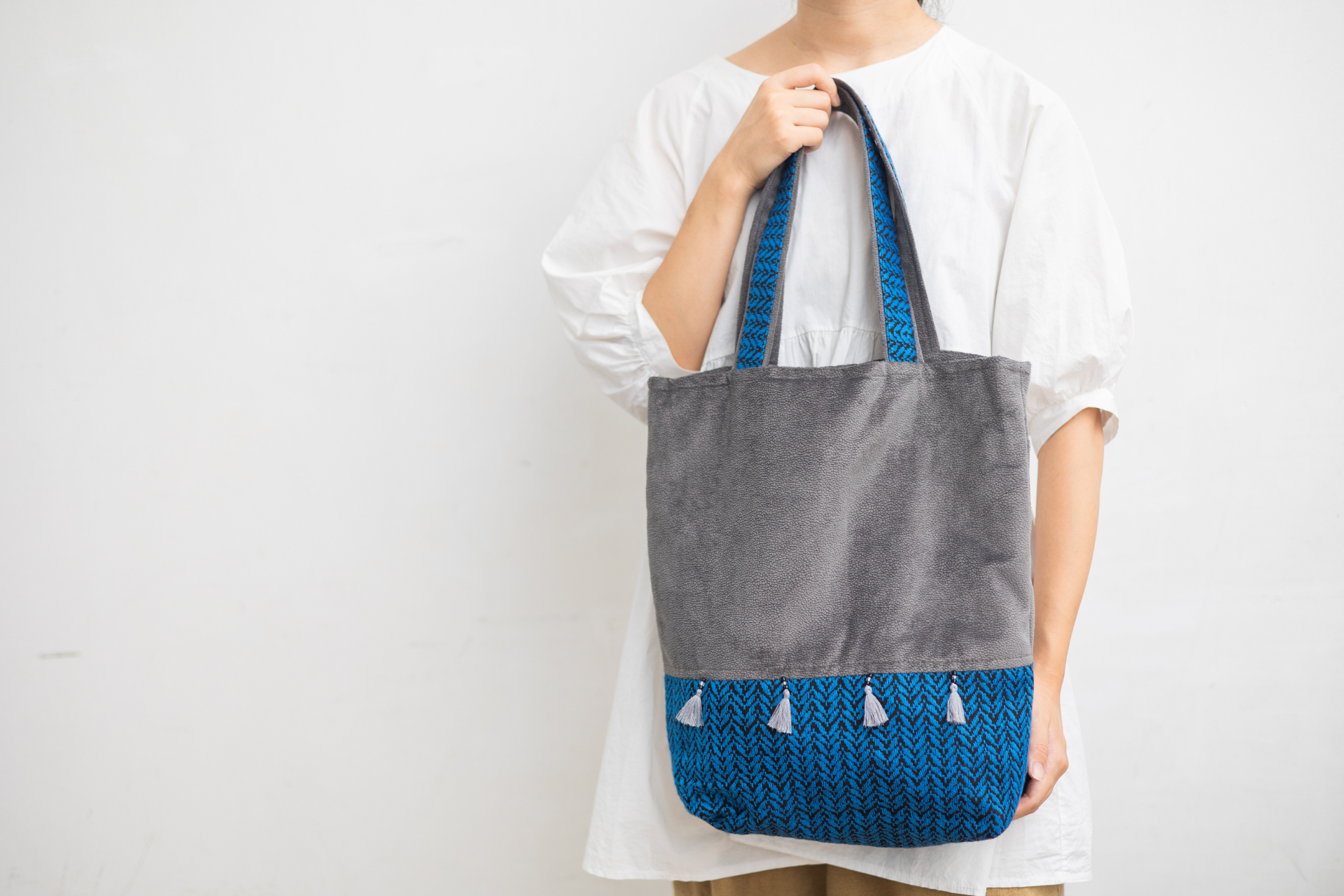 商品「アップサイクルトートバッグ」