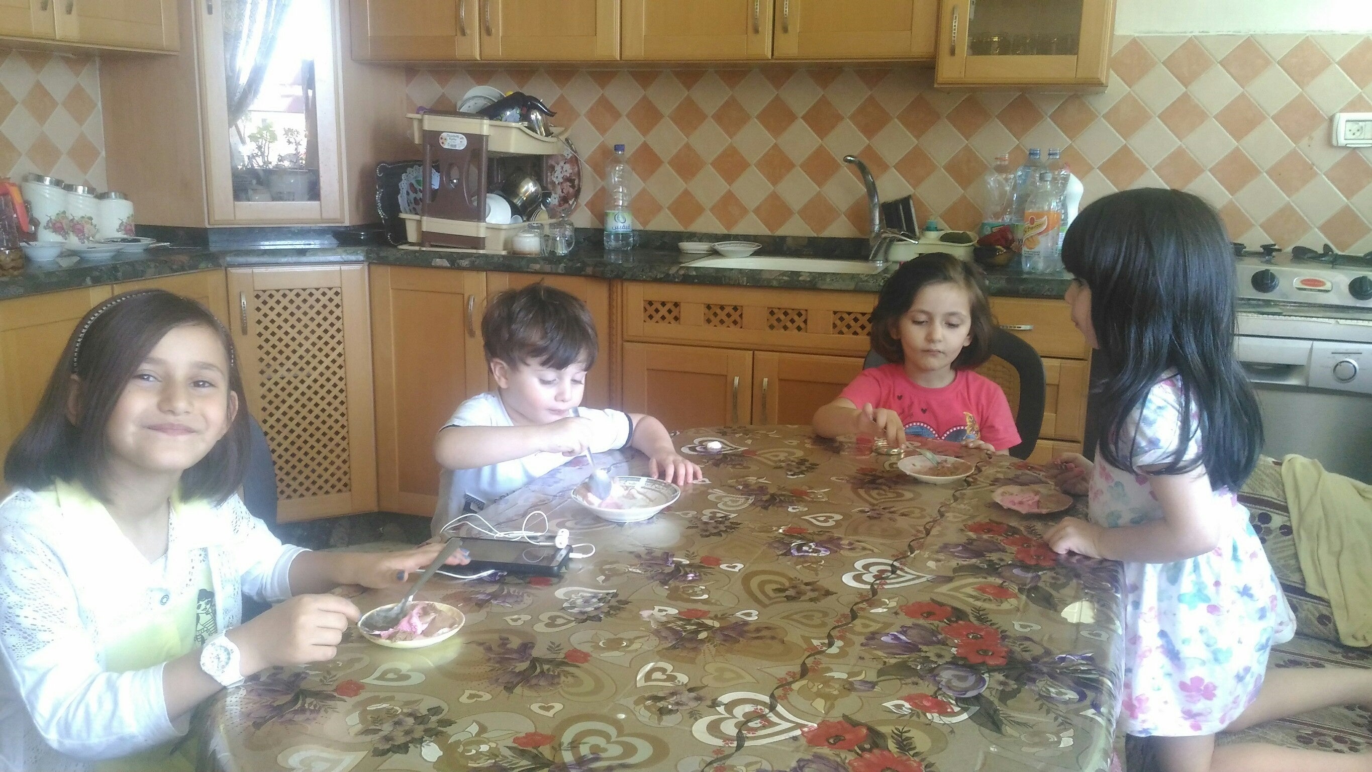 ホストファミリーの一家の子ども達　2018年