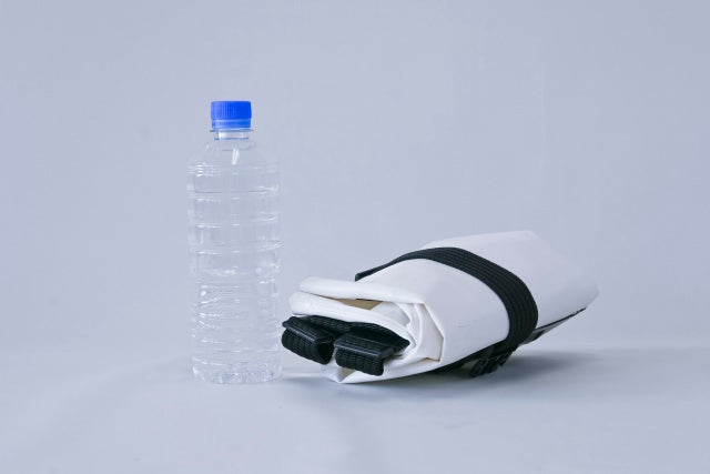 折り畳むとコンパクト