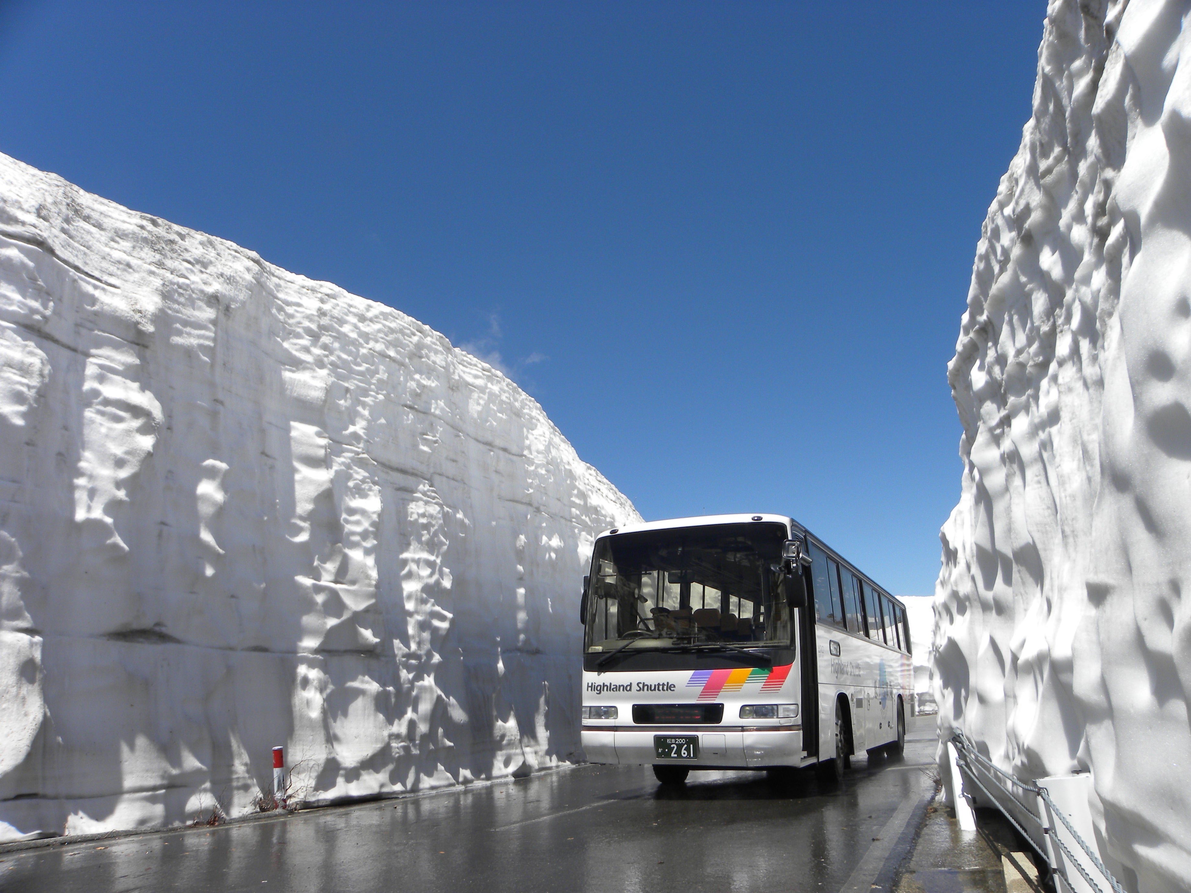 乗鞍岳春山バス