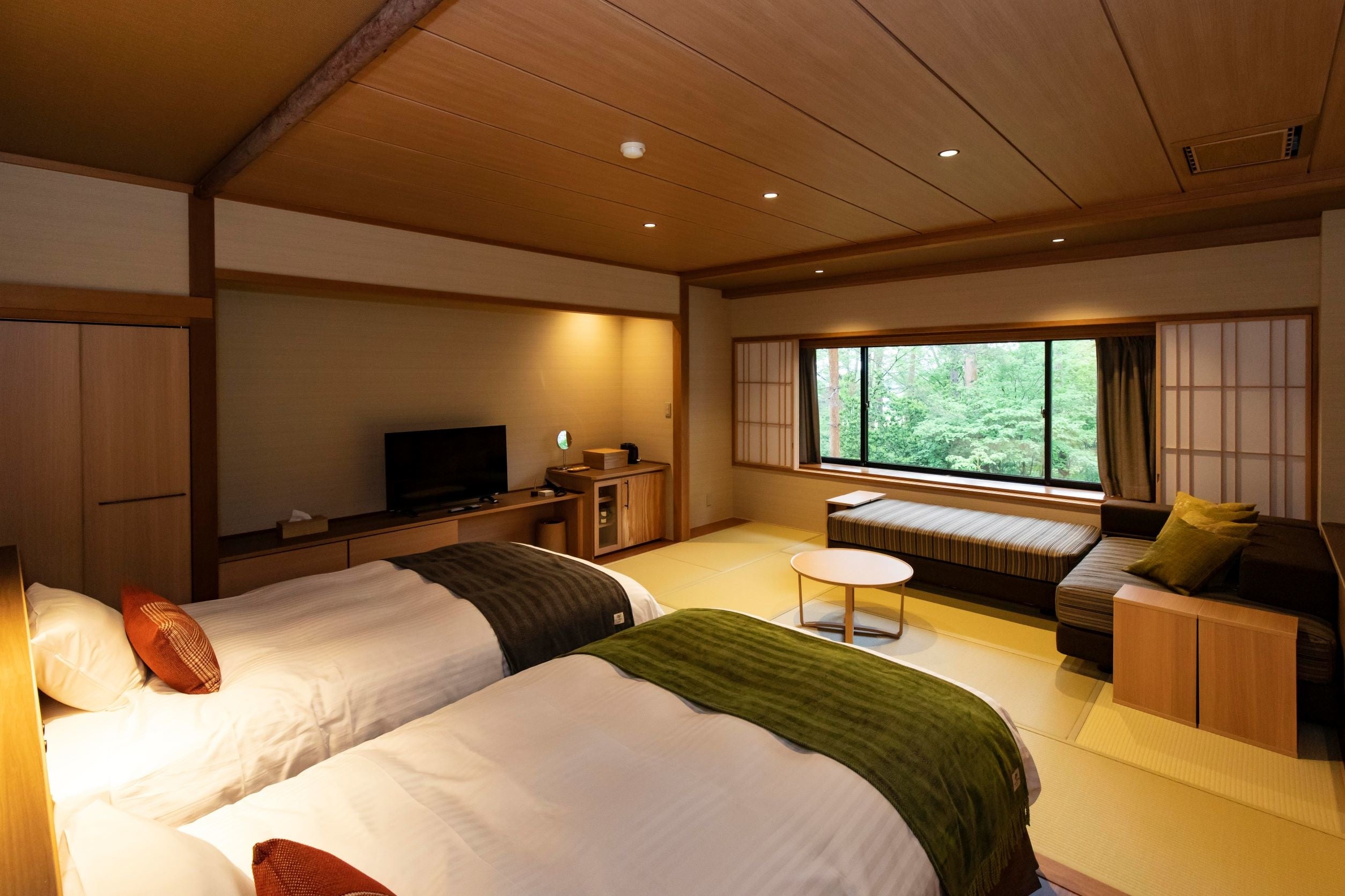 全３０室シャワー付のゆったりとした和洋室