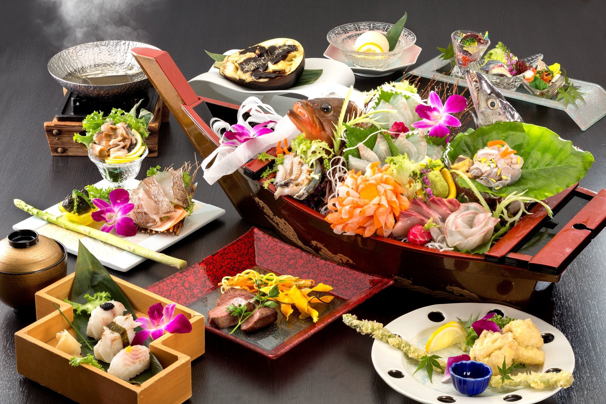 夏の横綱 瀬戸内海産 天然石茂魚 あこう が会席コースに登場 讃岐の旬をあれもこれも使用した夏の特選会席コースが始まりました 自然にときめくリゾート 休暇村のプレスリリース 夏の横綱 瀬戸内海産 天然石茂魚 あこう が会席コースに登場 讃岐の旬をあれもこれも使用した夏の特選会席コースが始まりました 自然にときめくリゾート 休暇村のプレスリリース