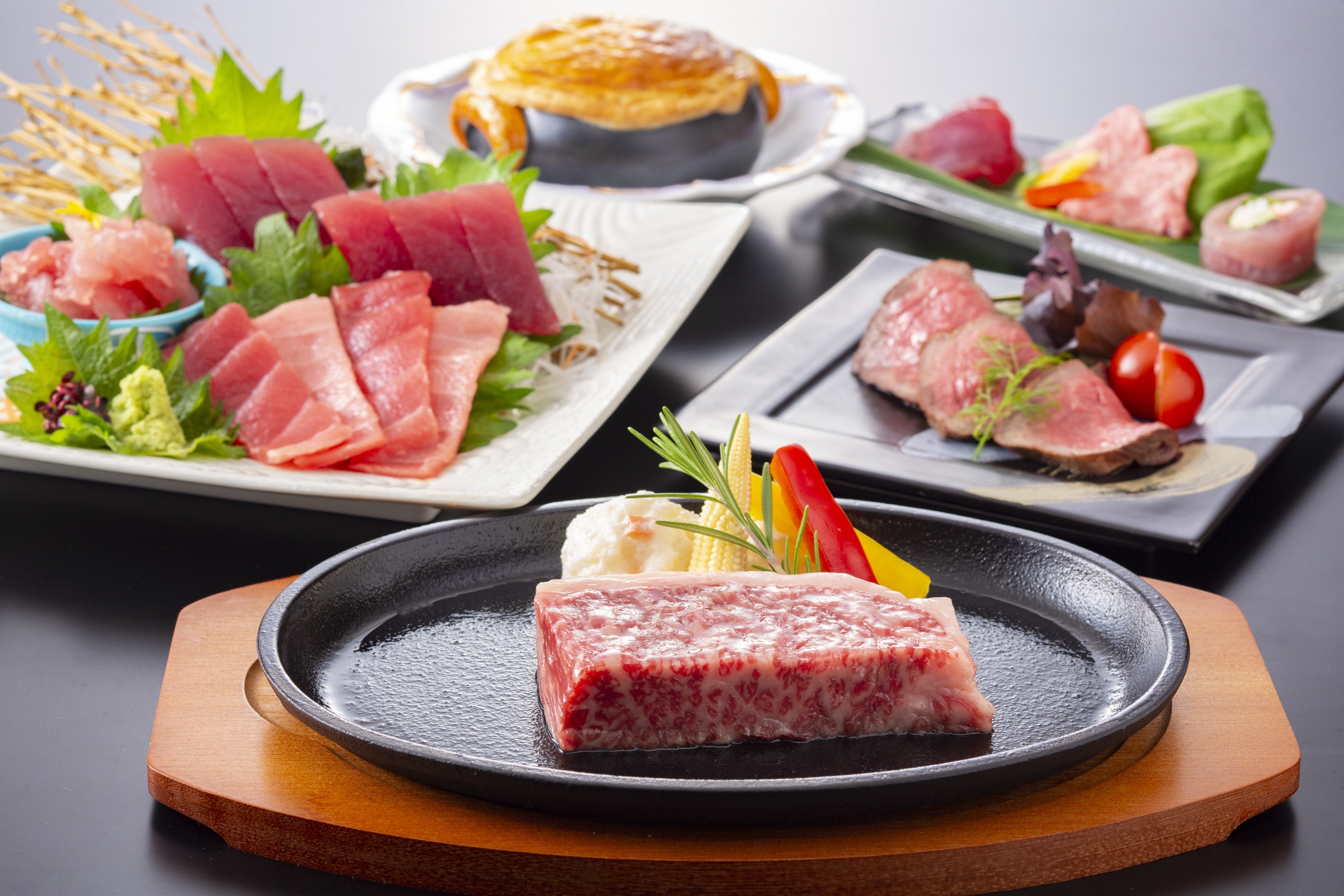 まぐろと熊野牛の旬彩料理