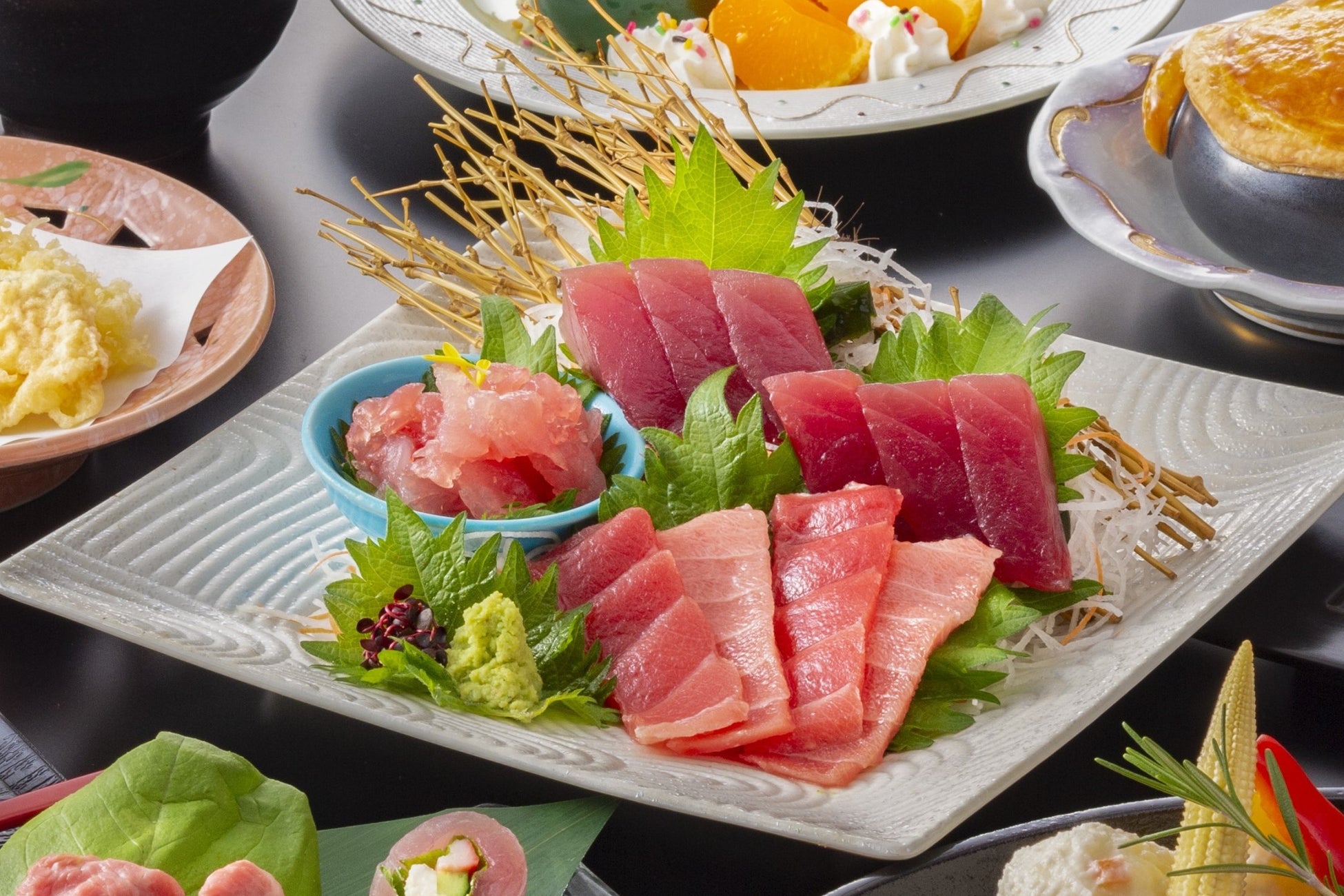 造り(キハダまぐろ・中トロ・中おち)