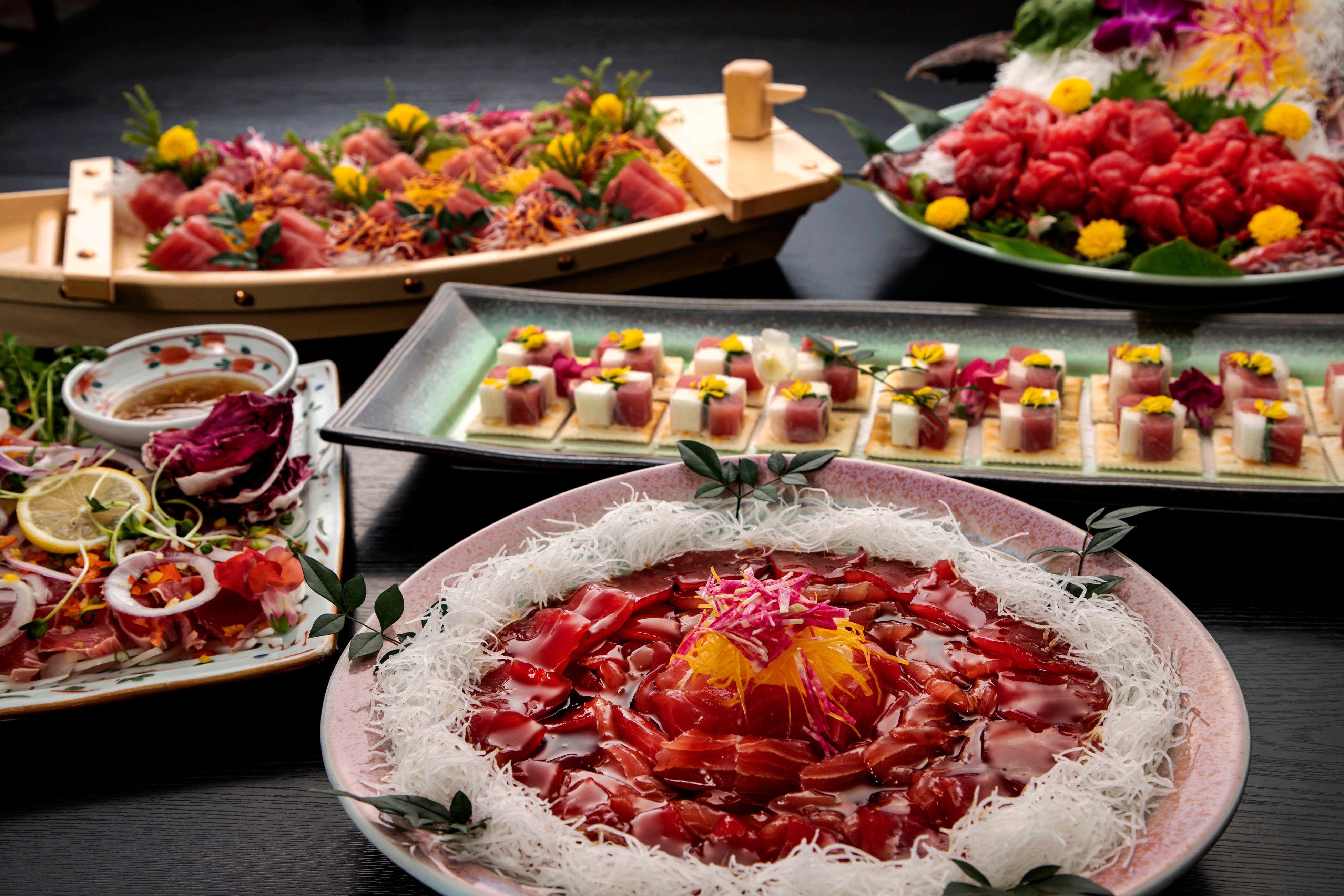 夏のビュッフェの人気コーナー「まぐろづくし」