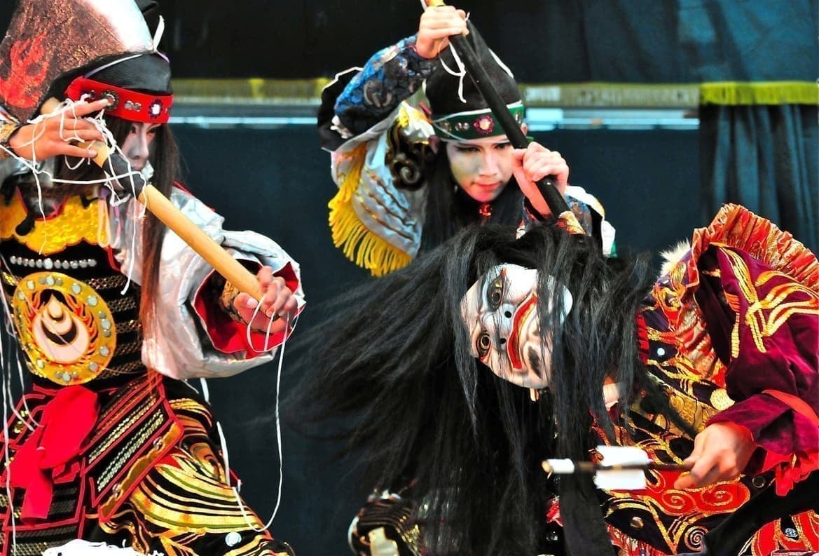 個性あるキャラクターの舞もあり飽きることなく見られます