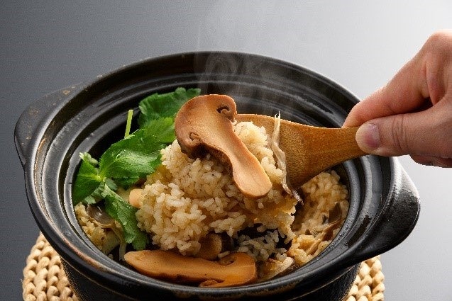 １０月末までは松茸の釜飯も食べ放題