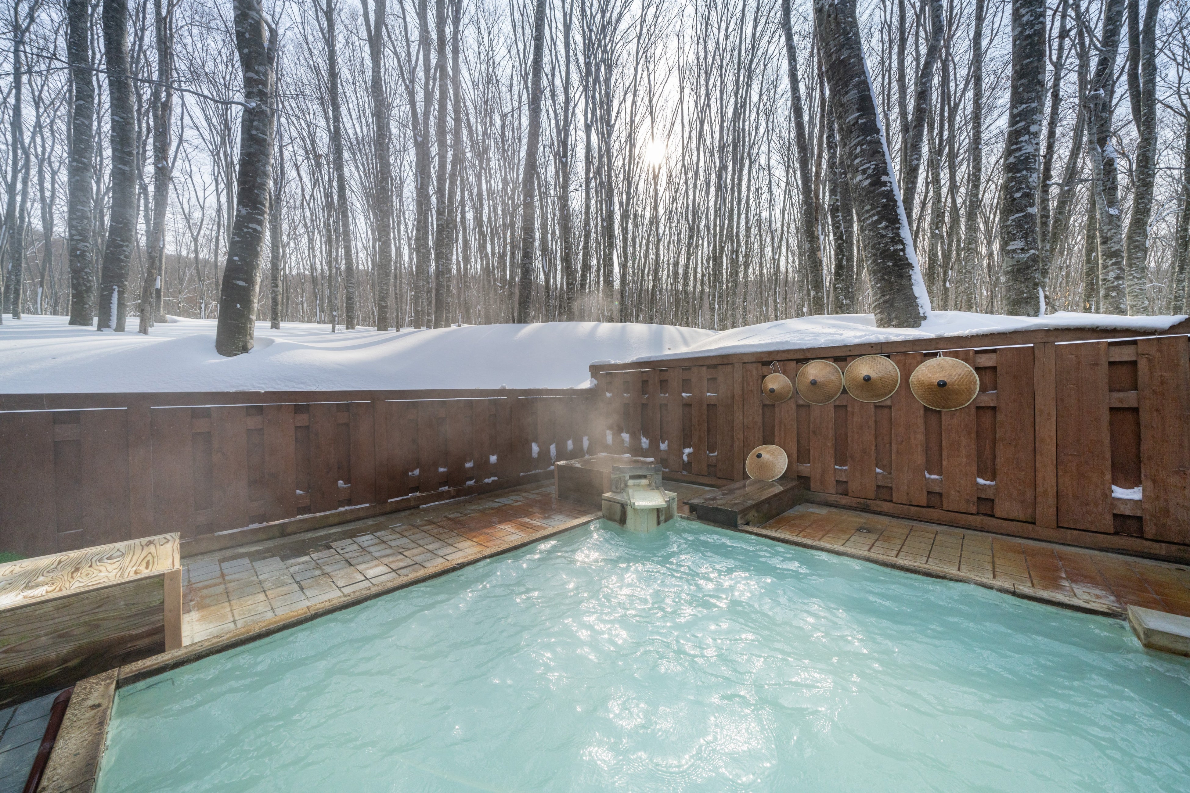 休暇村乳頭温泉郷　露天風呂