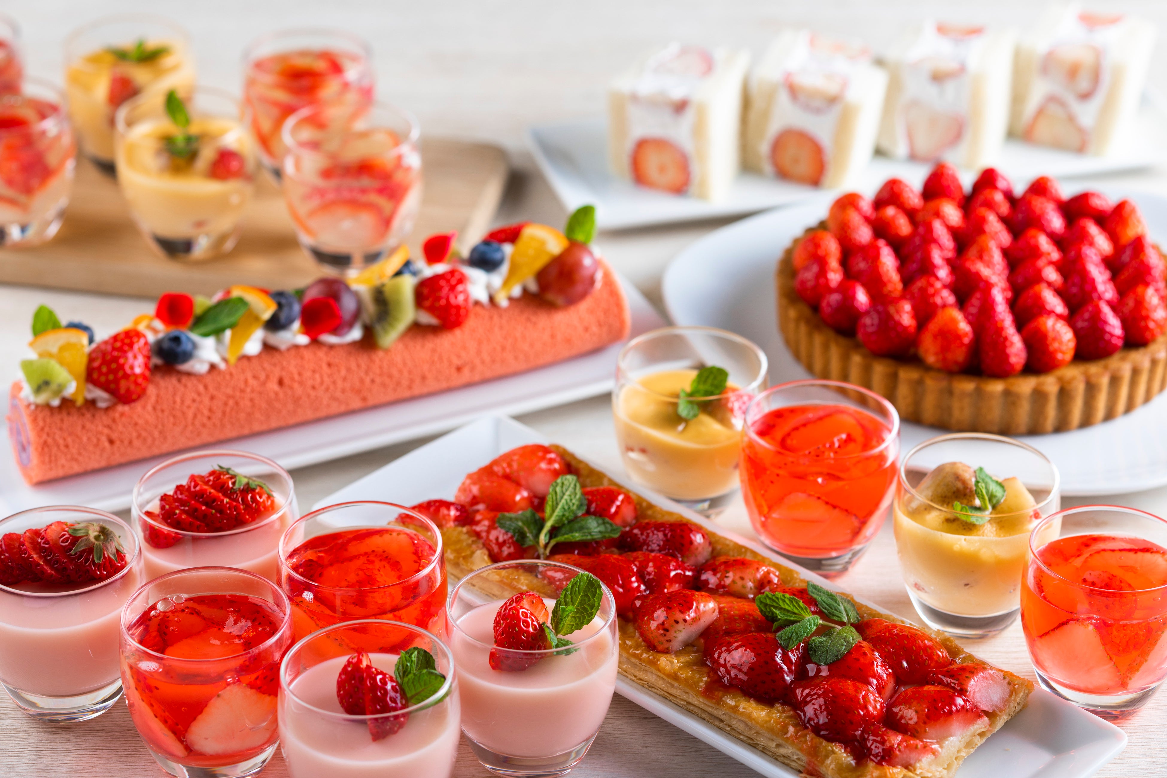 「いちご王国」とちぎが誇るブランドいちごで乾杯！