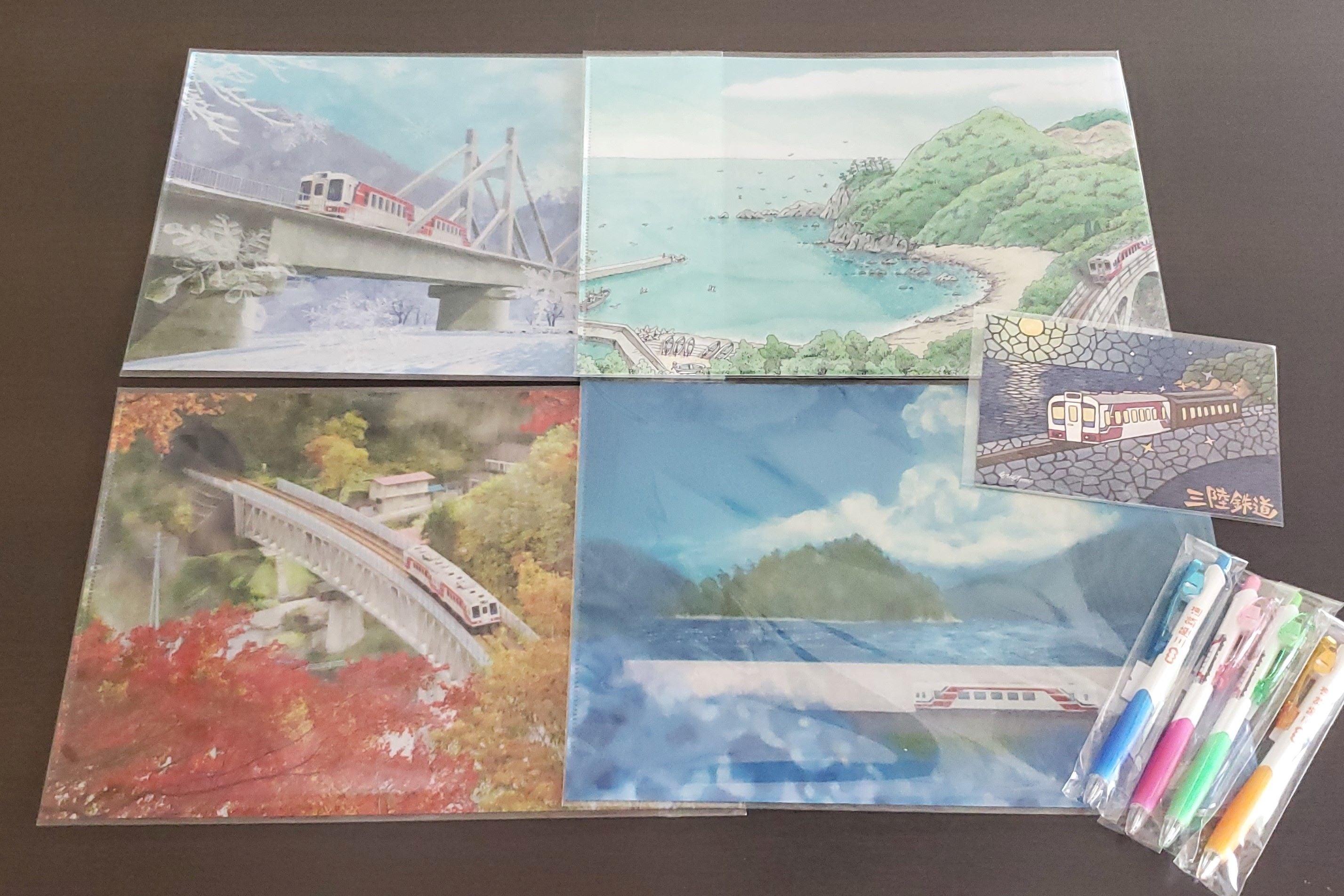 選べるオリジナルクリアファイルなどの特典が付きます