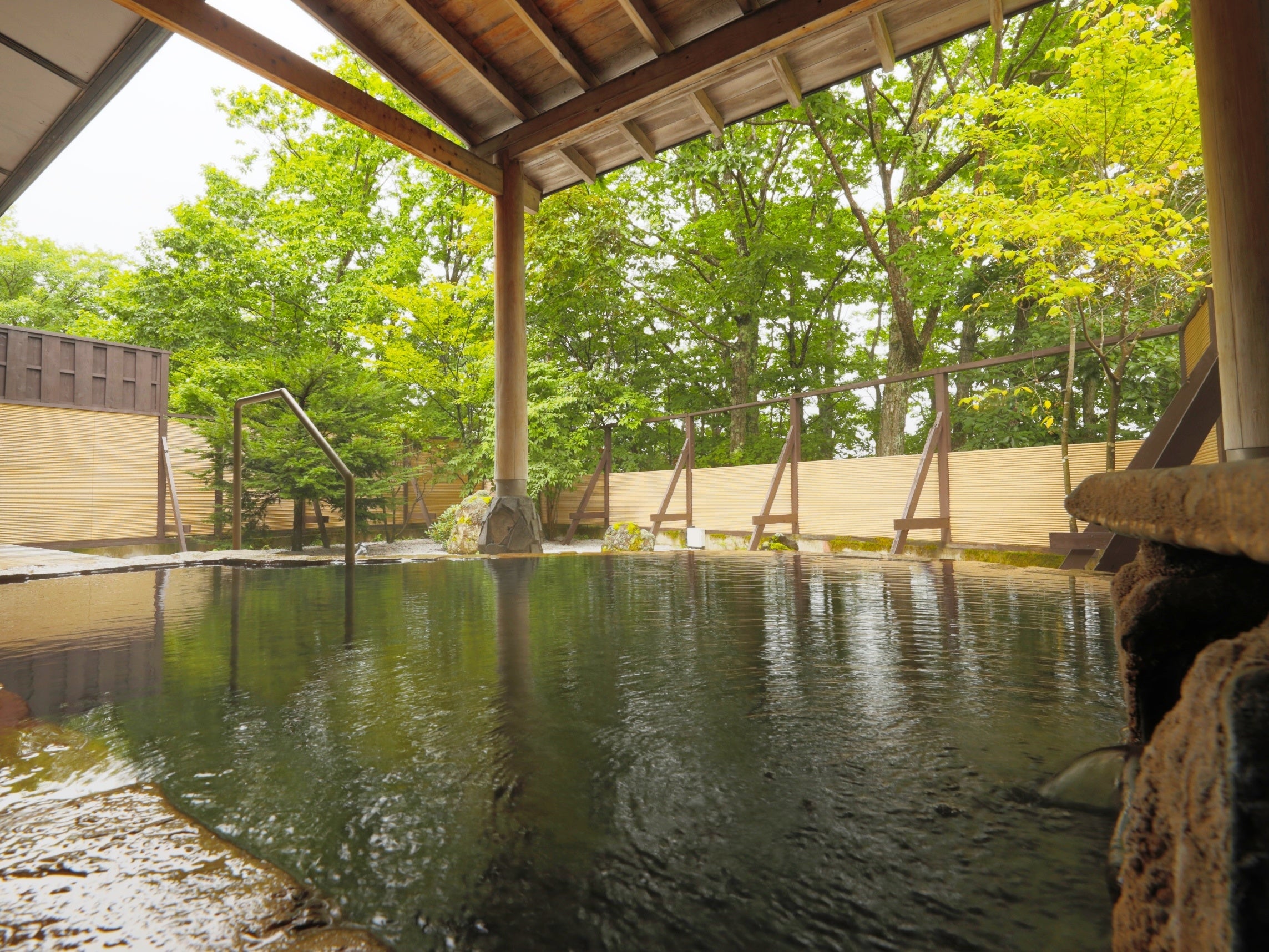 休暇村嬬恋鹿沢「雲井の湯」