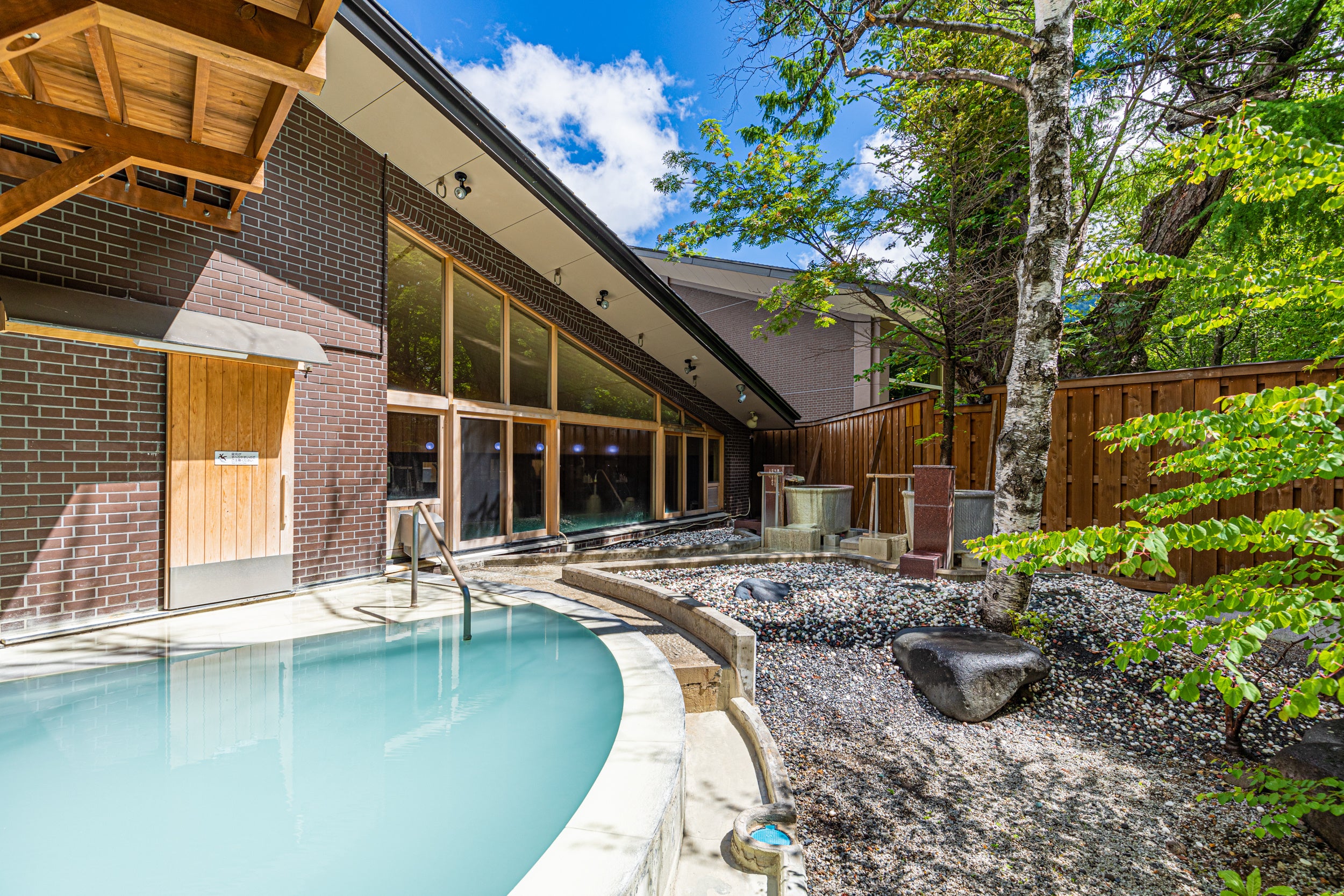 休暇村日光湯元（栃木県）　露天風呂