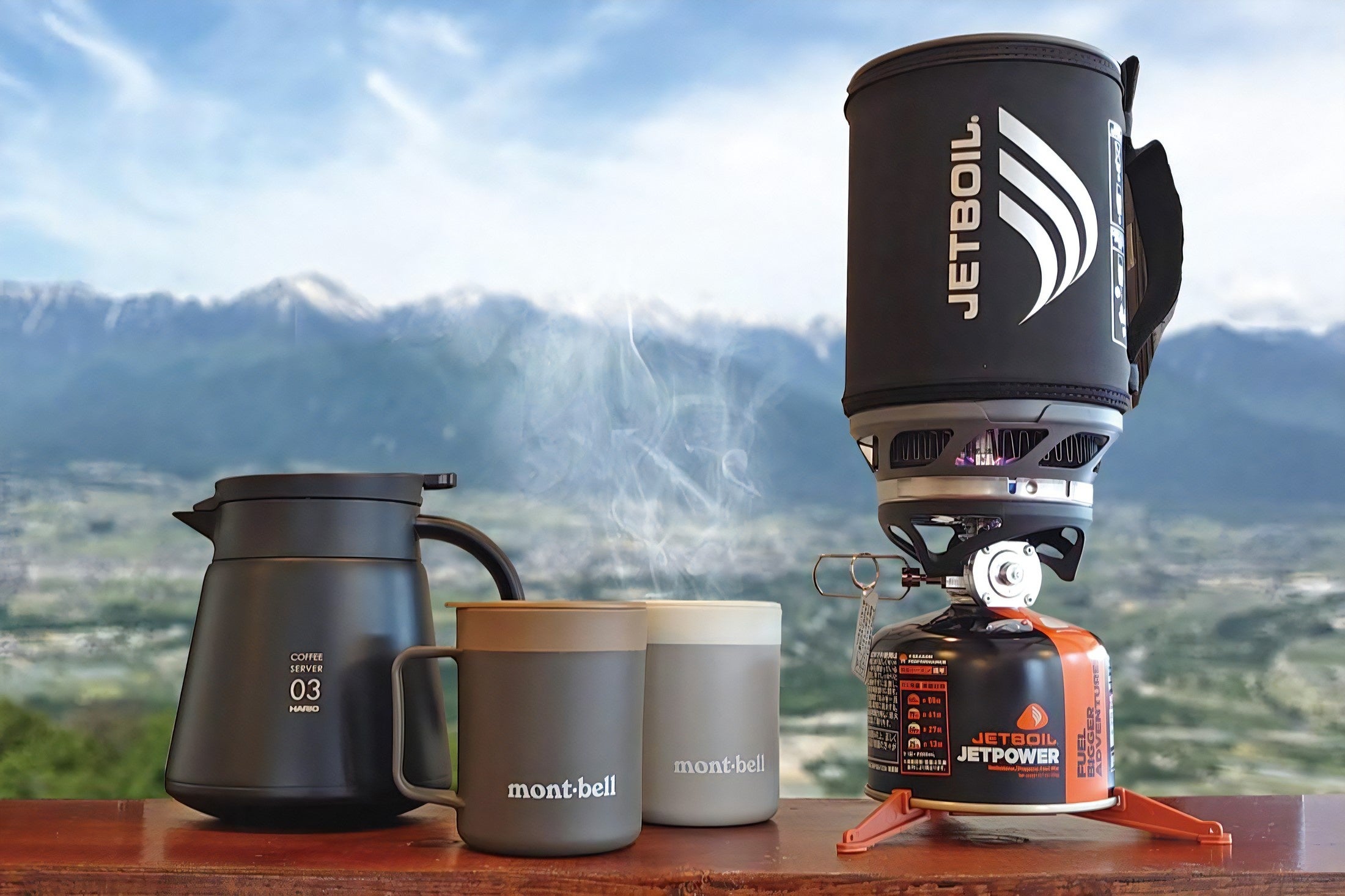 １杯１杯丁寧にハンドドリップしたコーヒーをゆっくりと味わえます