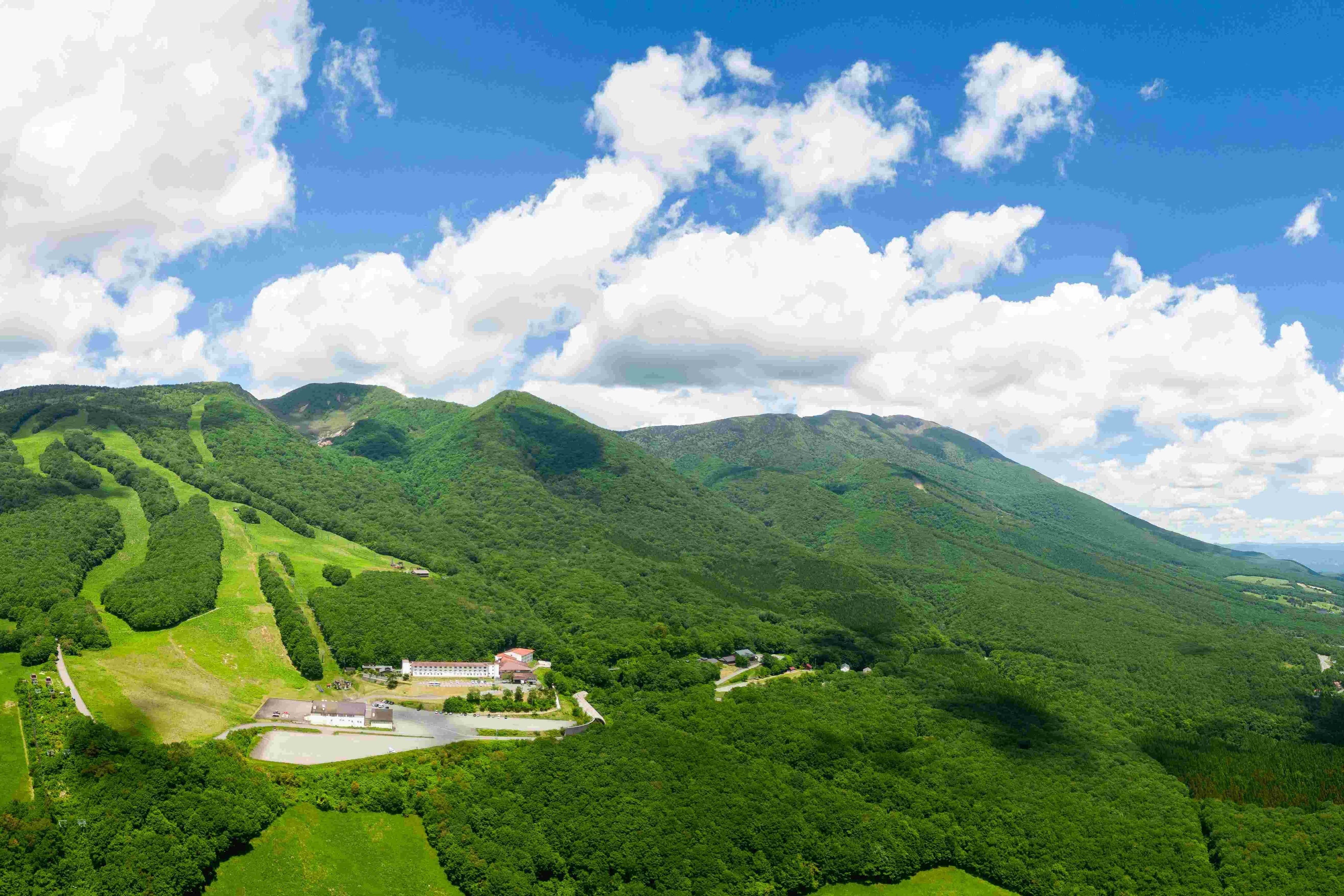 温泉・リフト・絶景のマウンテンホテル