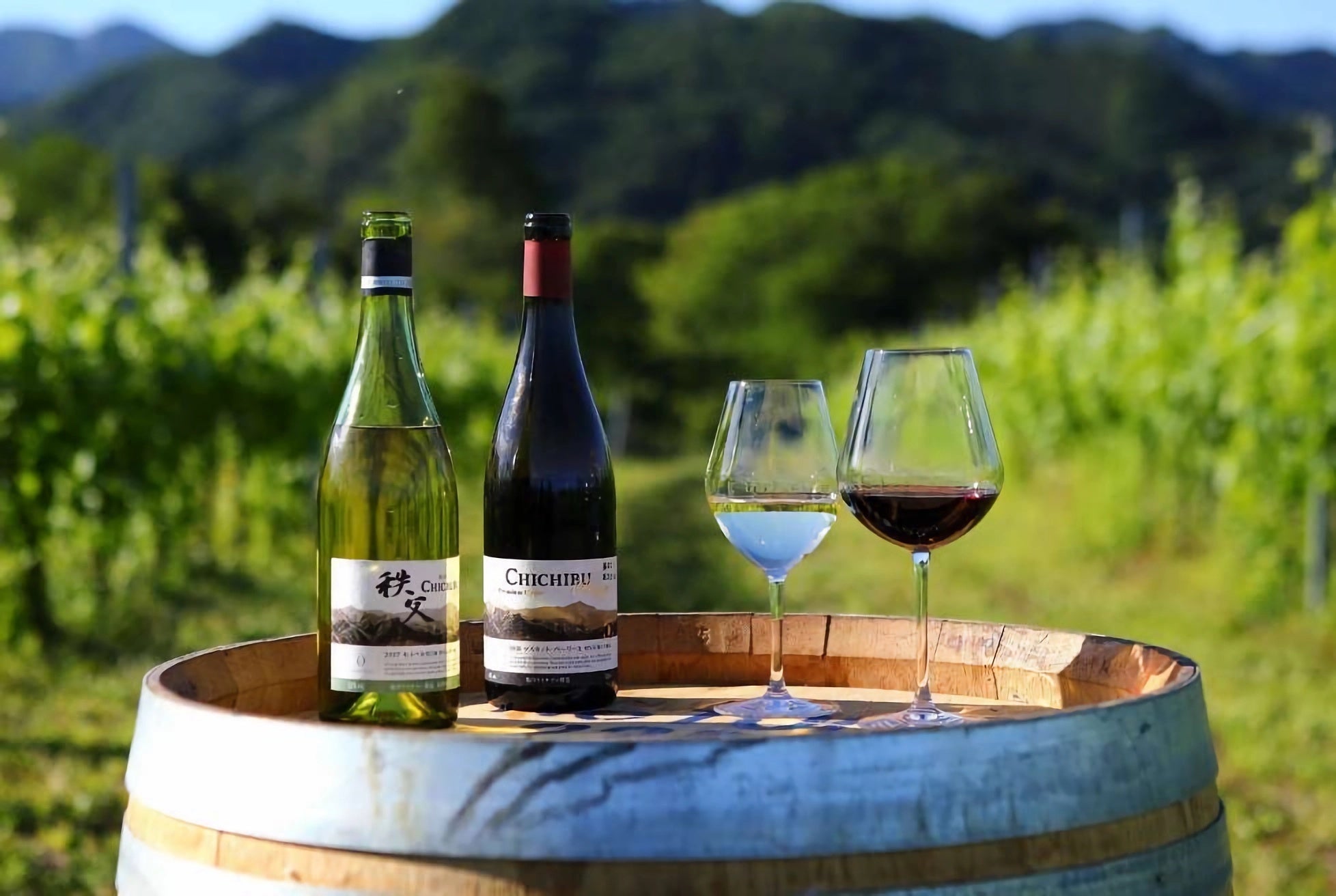 渋沢栄一賞：秩父鉄道の延伸に渋沢栄一が貢献したなど秩父にもゆかりが深く、秩父の兎⽥ワイナリーからワインをセレクト