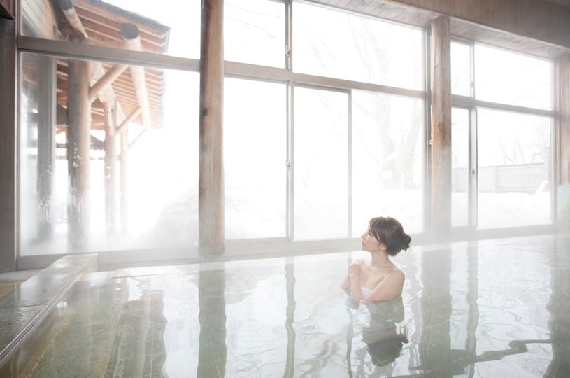 開湯1300年の名湯で温まる