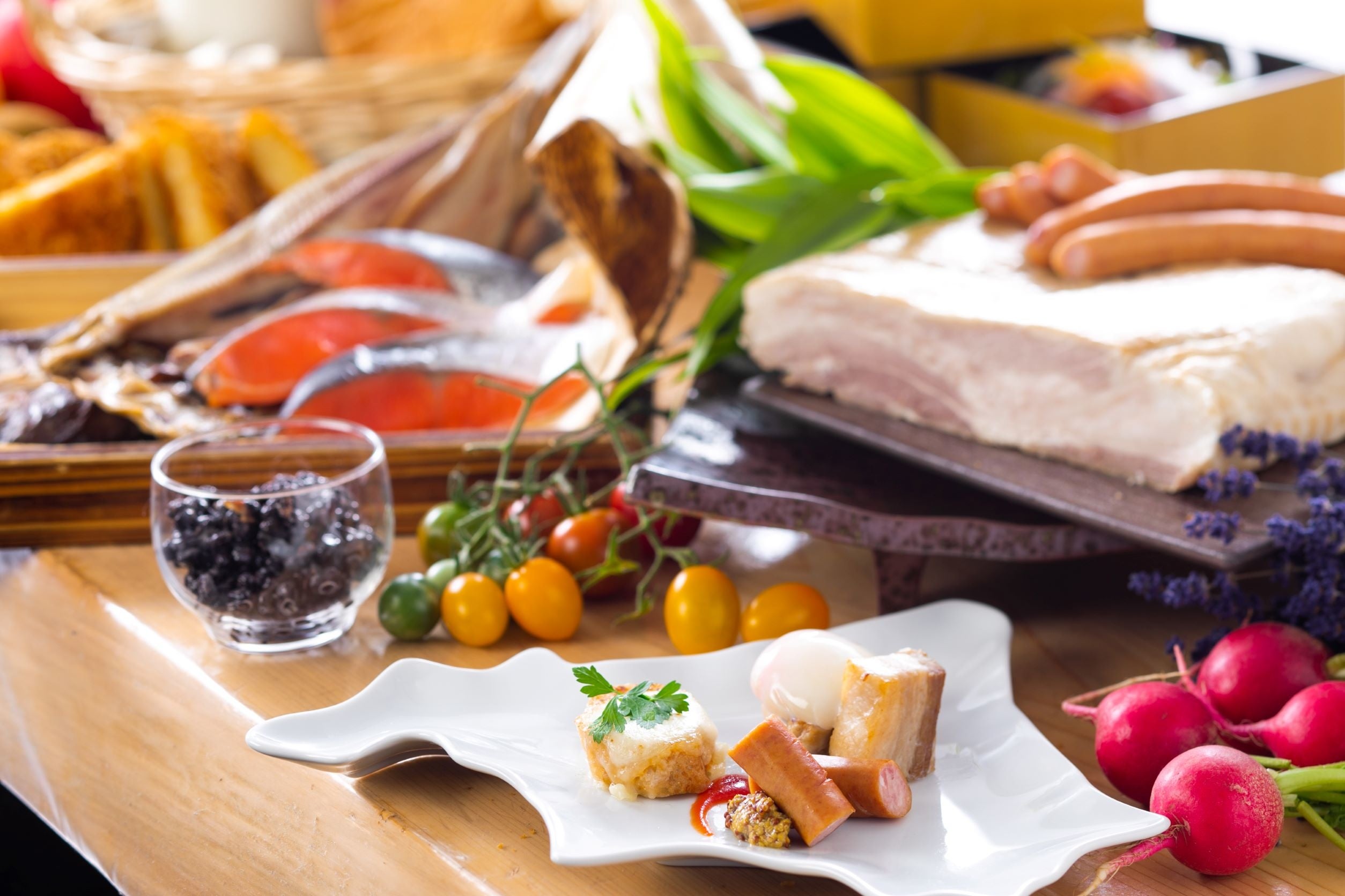 美味しいハムやベーコンは朝食で