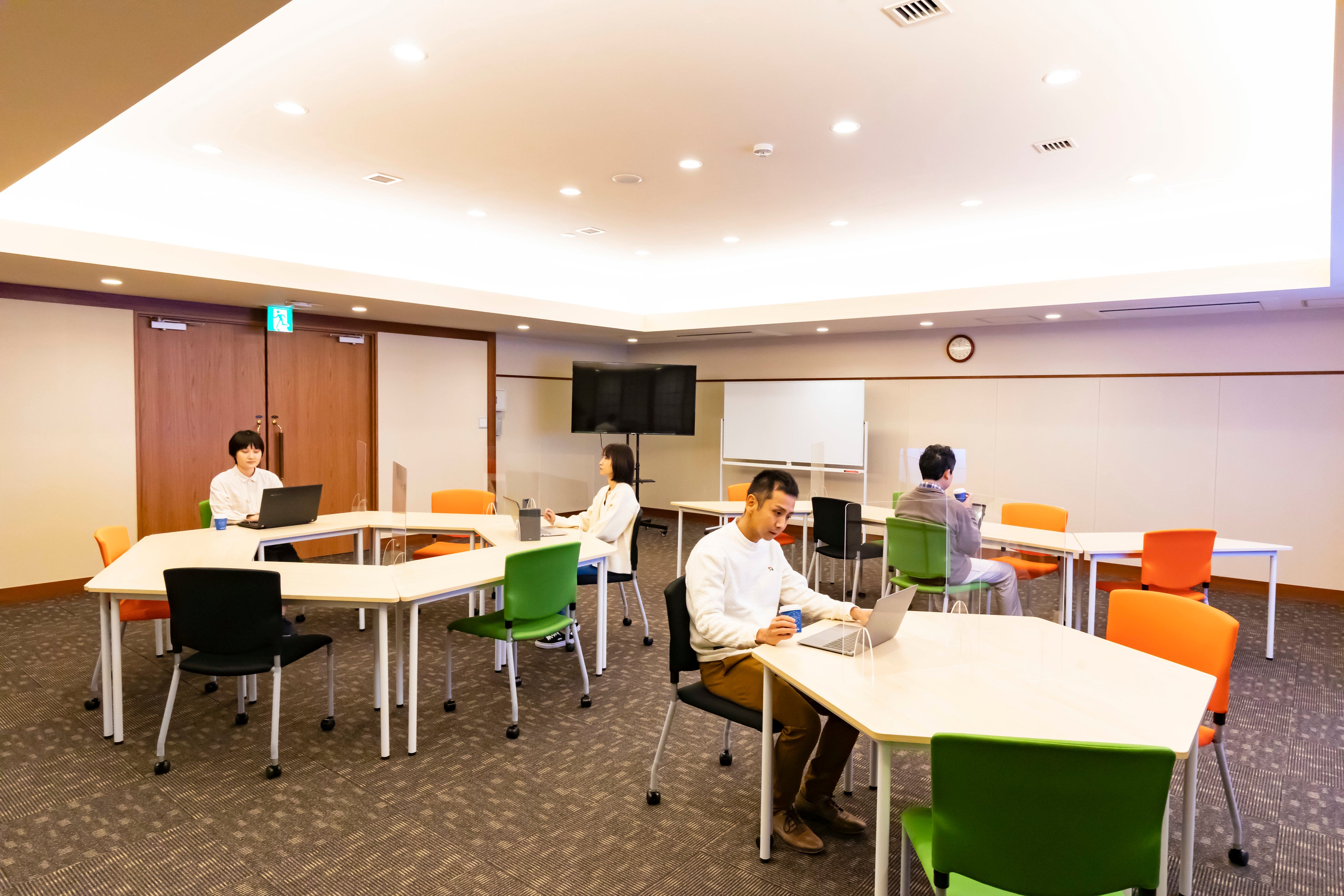 リゾワスペース／カンファレンスＢ