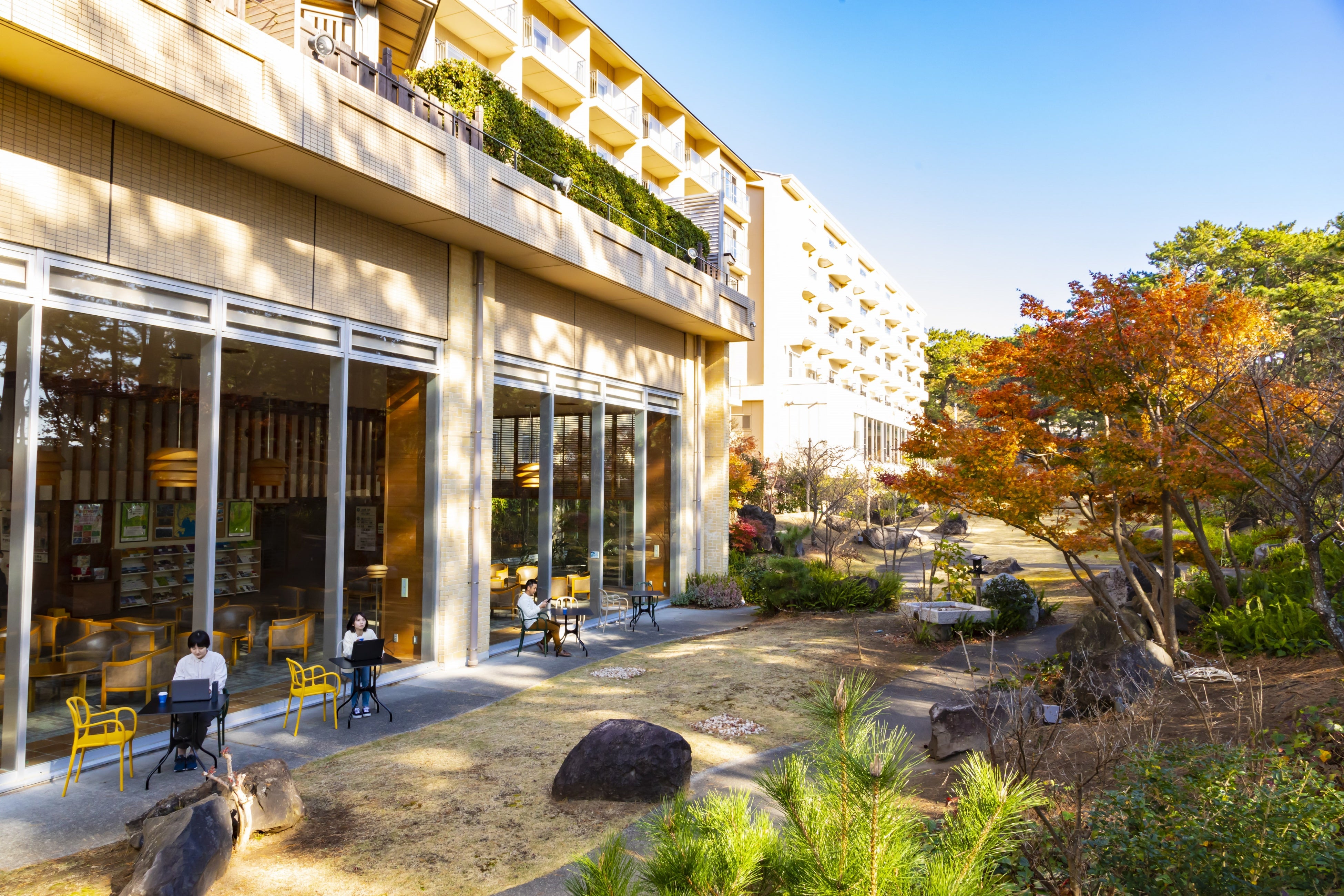 リゾワテラス／庭園テラス