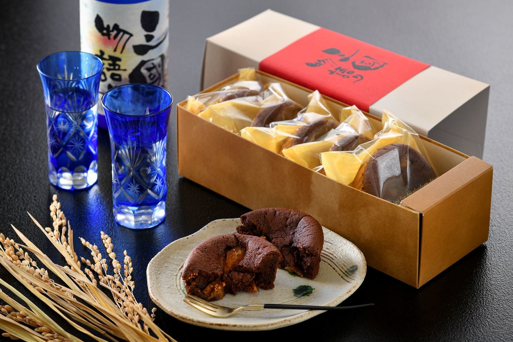 コーヒーはもちろん日本酒にも合う大人のスイーツ