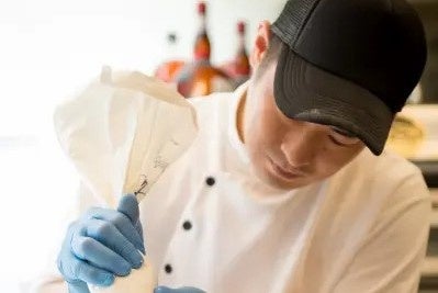 試作を繰り返す日が続く