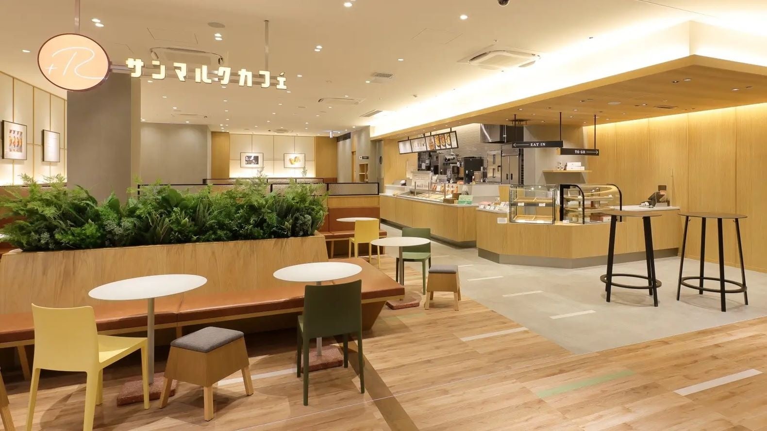 サンマルクカフェ+R カメイドクロック店 外観