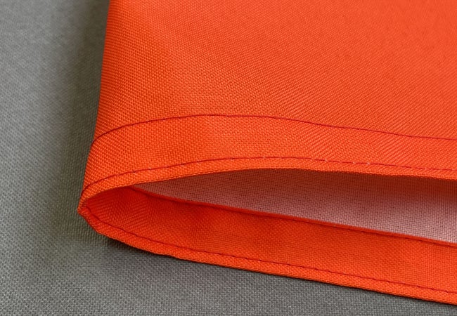 丈夫で軽い防炎加工されたトロマット