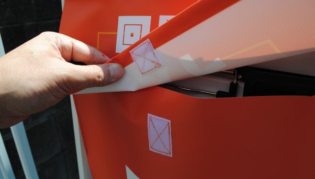 片手で開け閉めできる