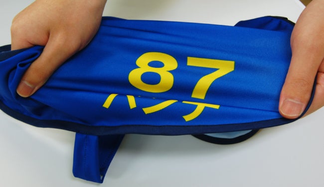 伸縮性の高い生地で着心地抜群