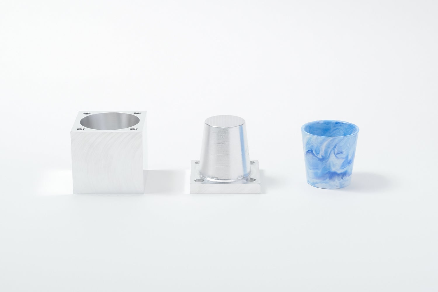 ペットボトルキャップを使ったカップ