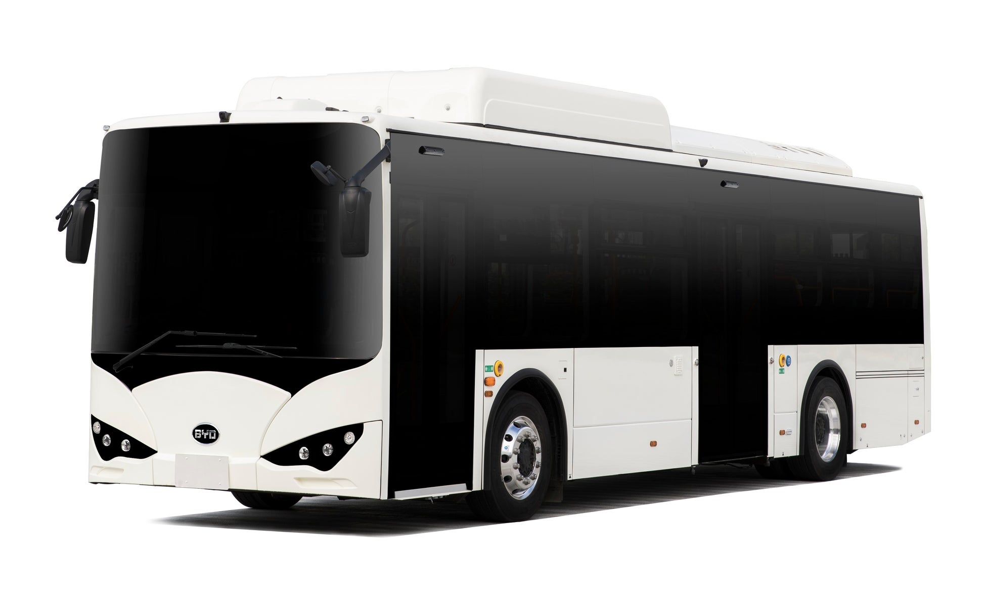 大型電気バス「K8」車長10.5m、航続距離約220km