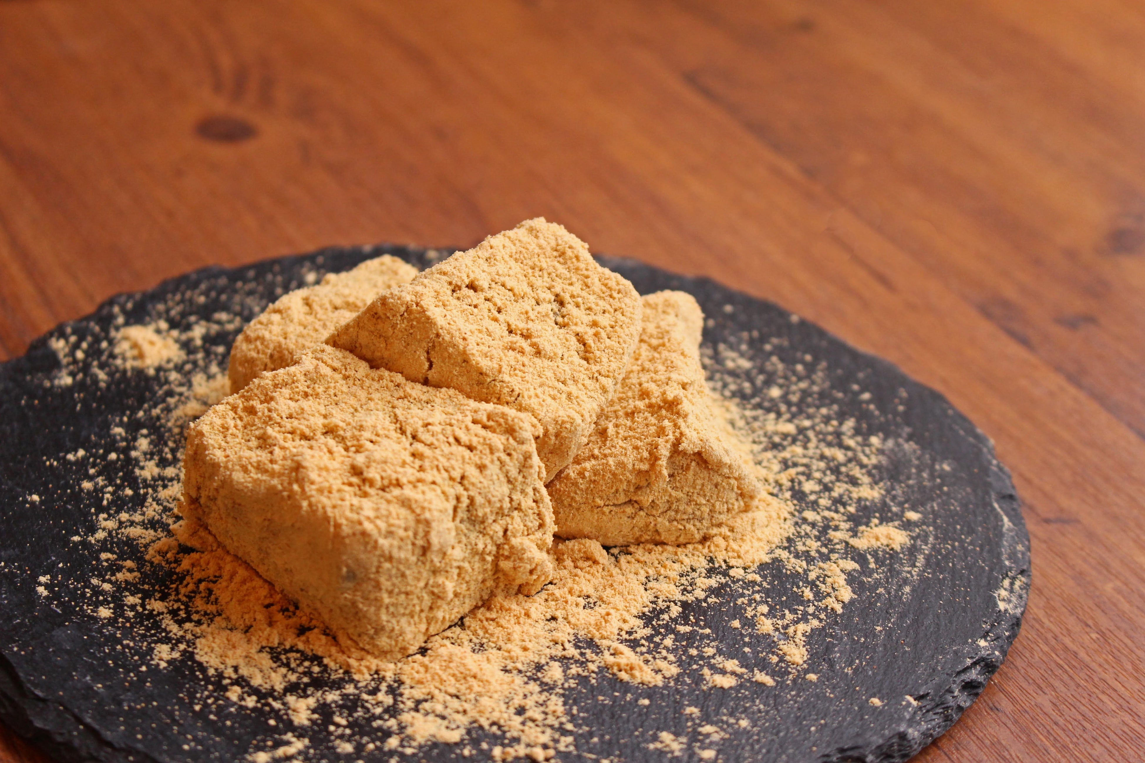 とろっとろな食感で話題沸騰の人気店 とろり天使のわらびもち が7 1 金 に岩手県初上陸 株式会社birthdayのプレスリリース