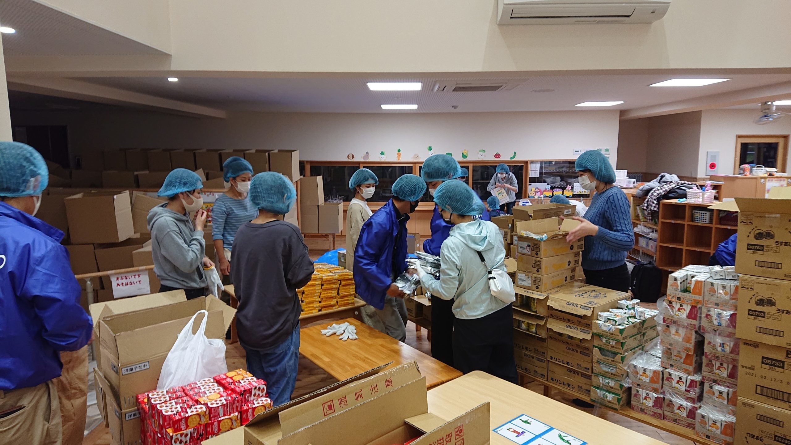 梱包・配送作業の様子（出所：京都こども宅食プロジェクトホームページ）