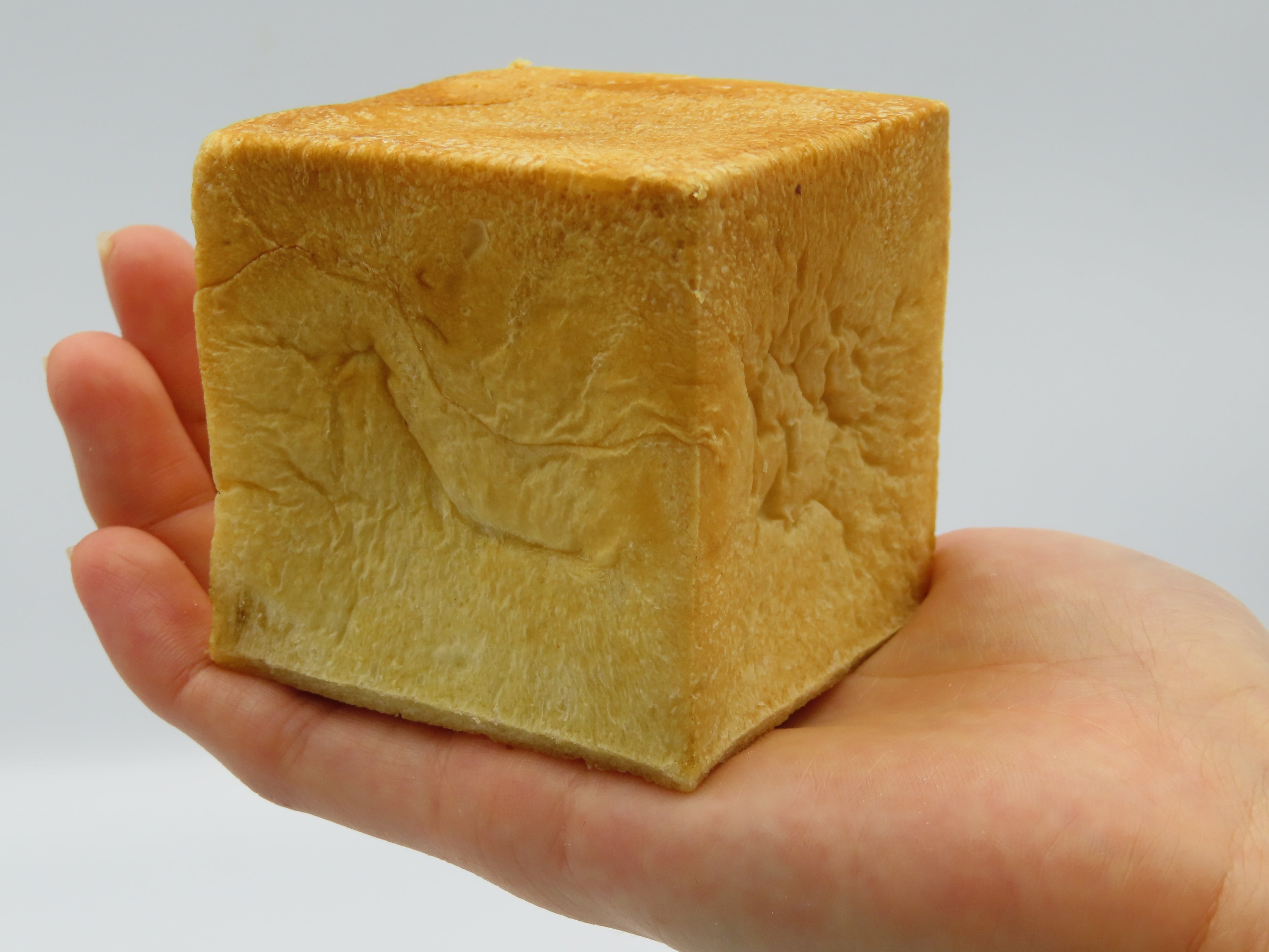 手の平サイズミニ食パン