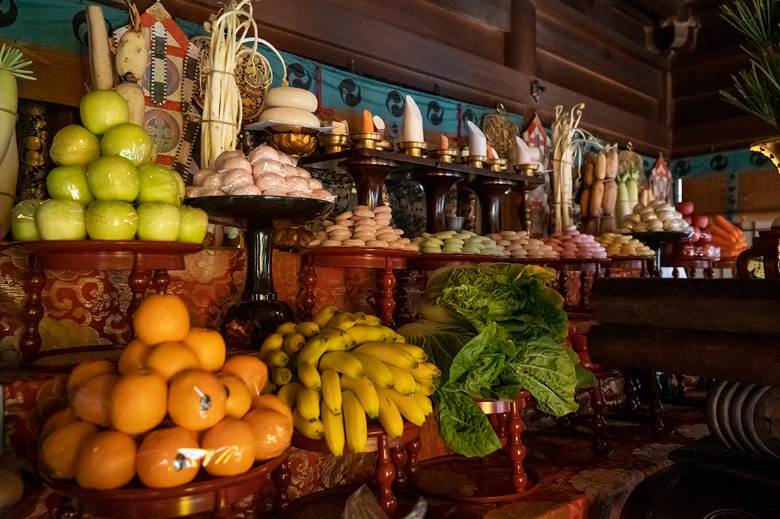 廿日大師にお供えされる百味供（ひゃくみく）