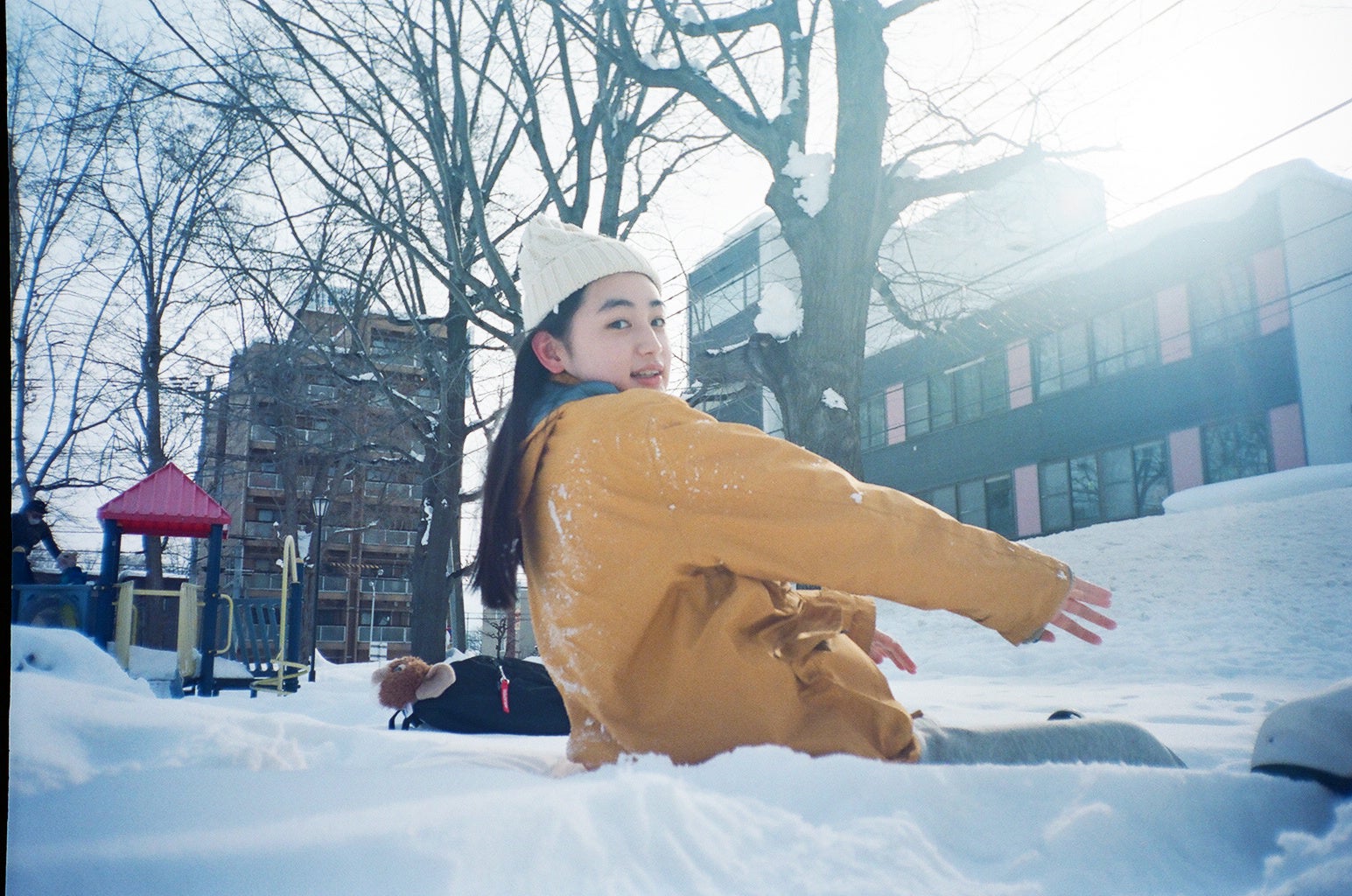 八木莉可子写真集『Pitter-Patter』広報用画像